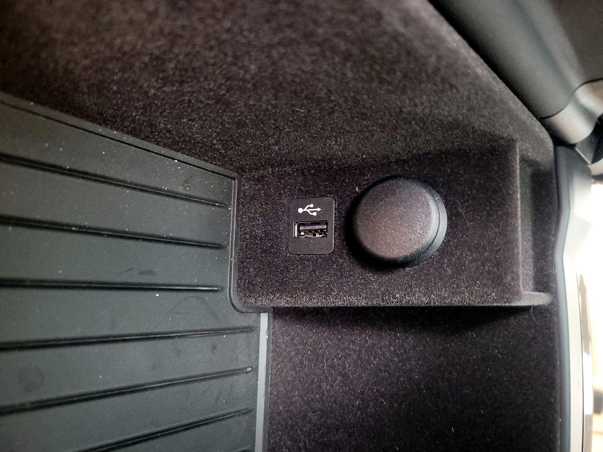 Thumbnail: 2017 BMW 5 Series - 17