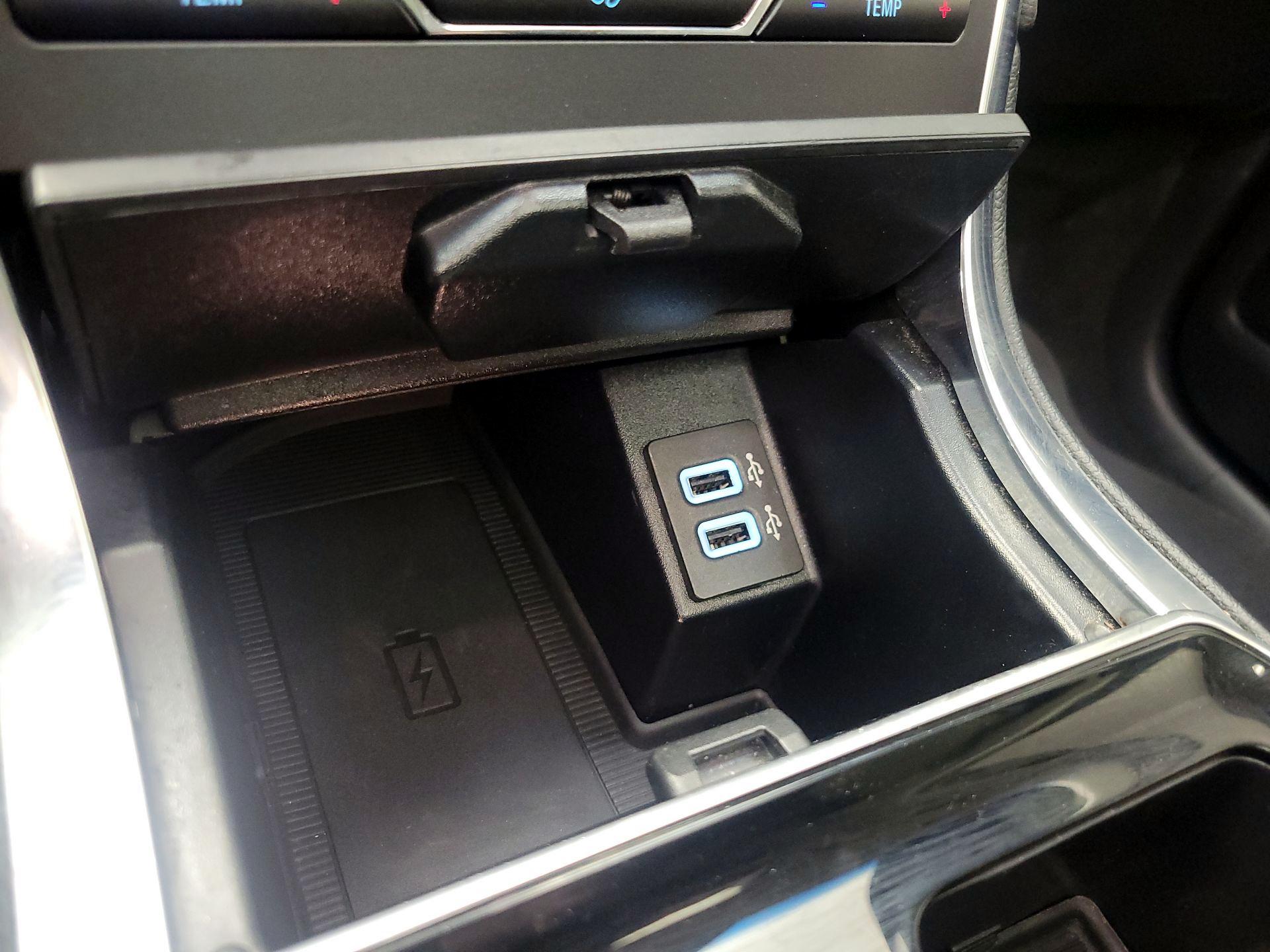 Thumbnail: 2019 Ford Edge - 19