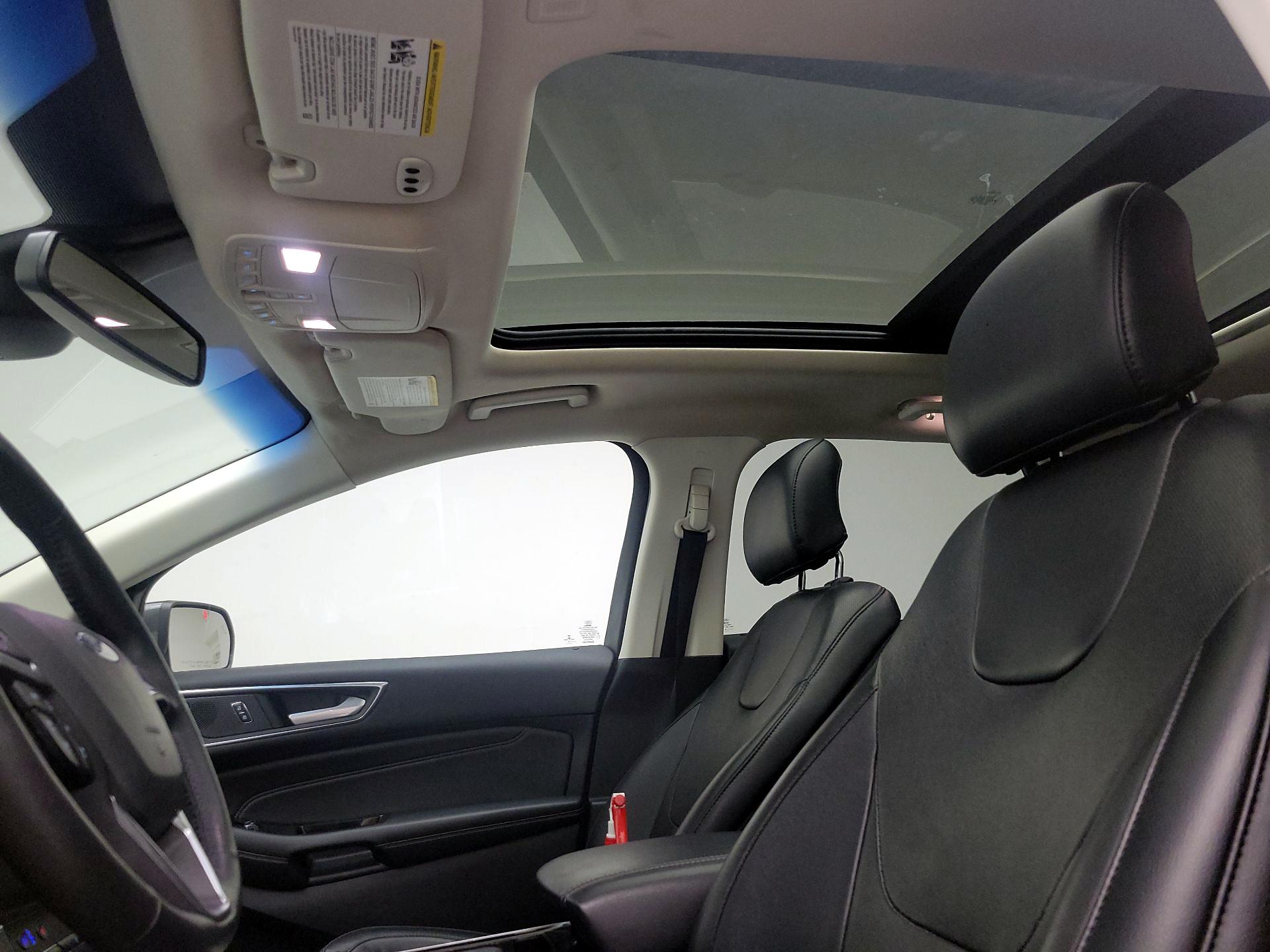 Thumbnail: 2019 Ford Edge - 20