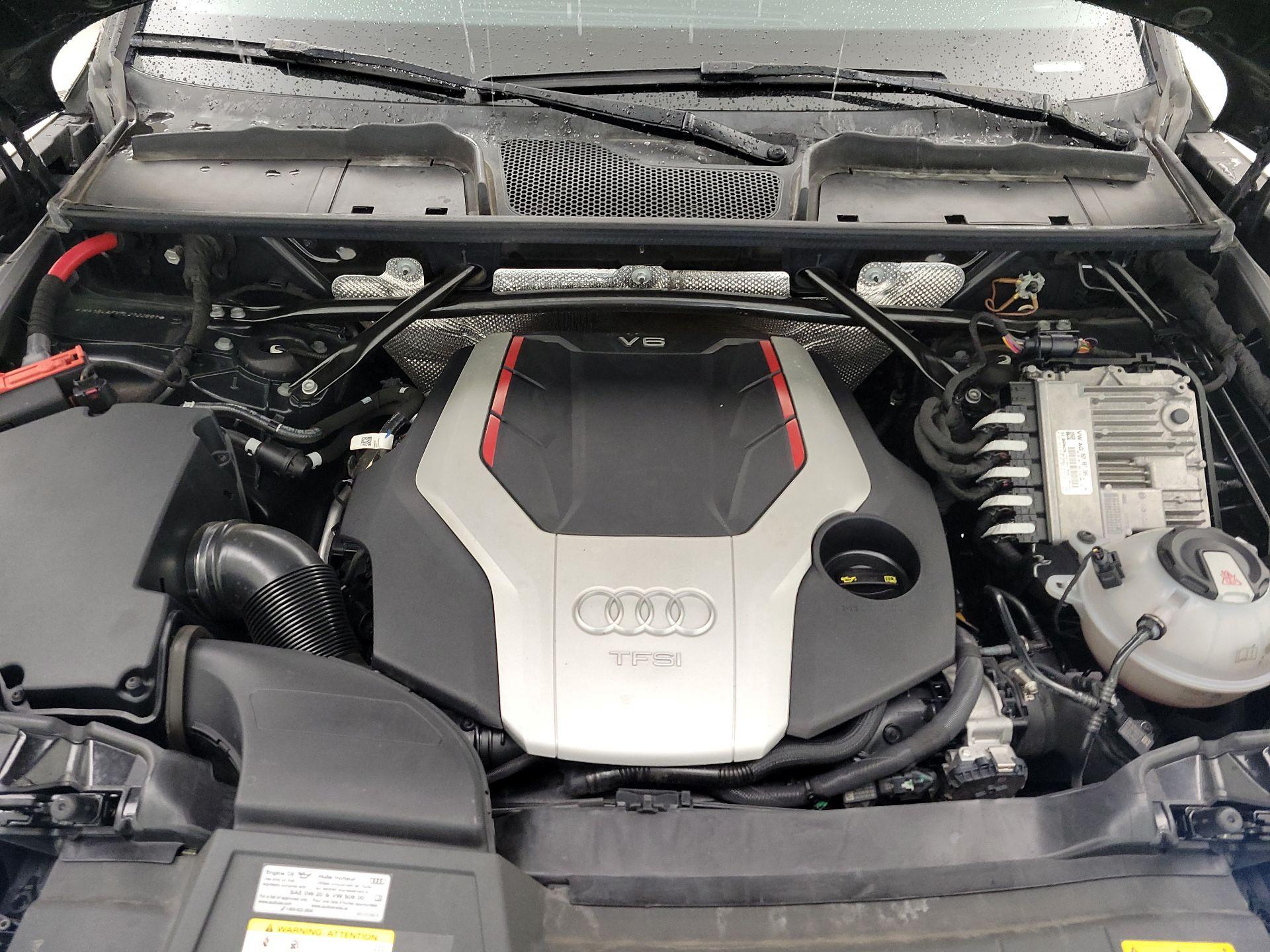 Thumbnail: 2020 Audi SQ5 - 17