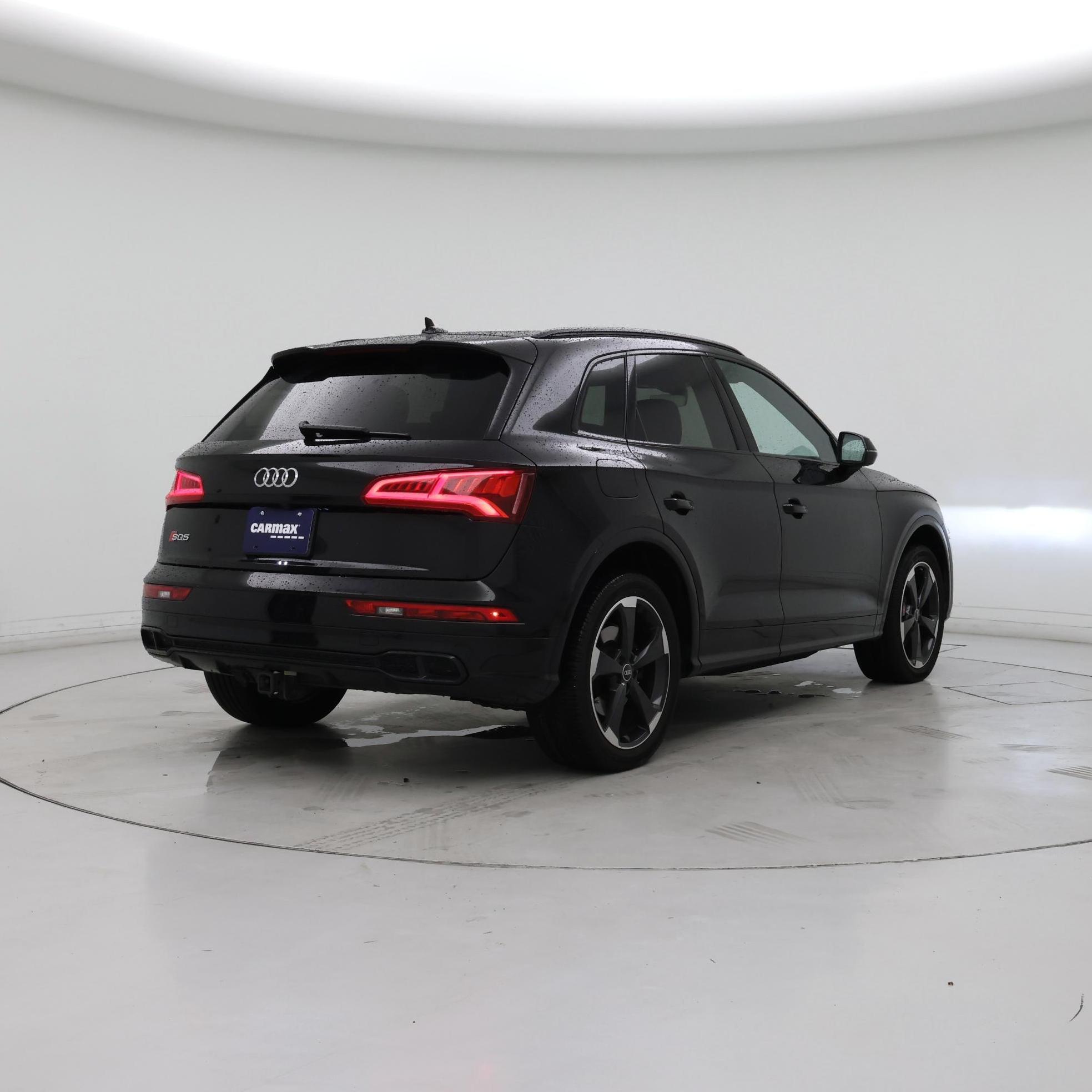 Thumbnail: 2020 Audi SQ5 - 8