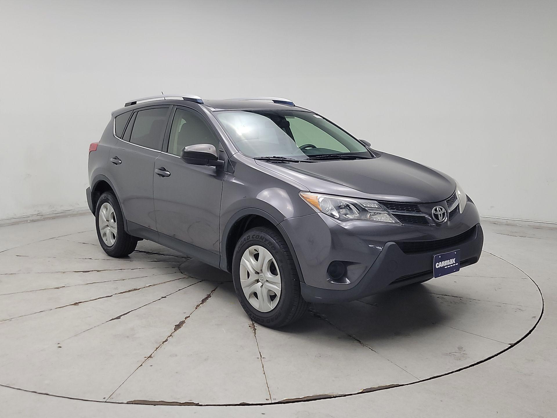 Thumbnail: 2015 Toyota RAV4 - 1