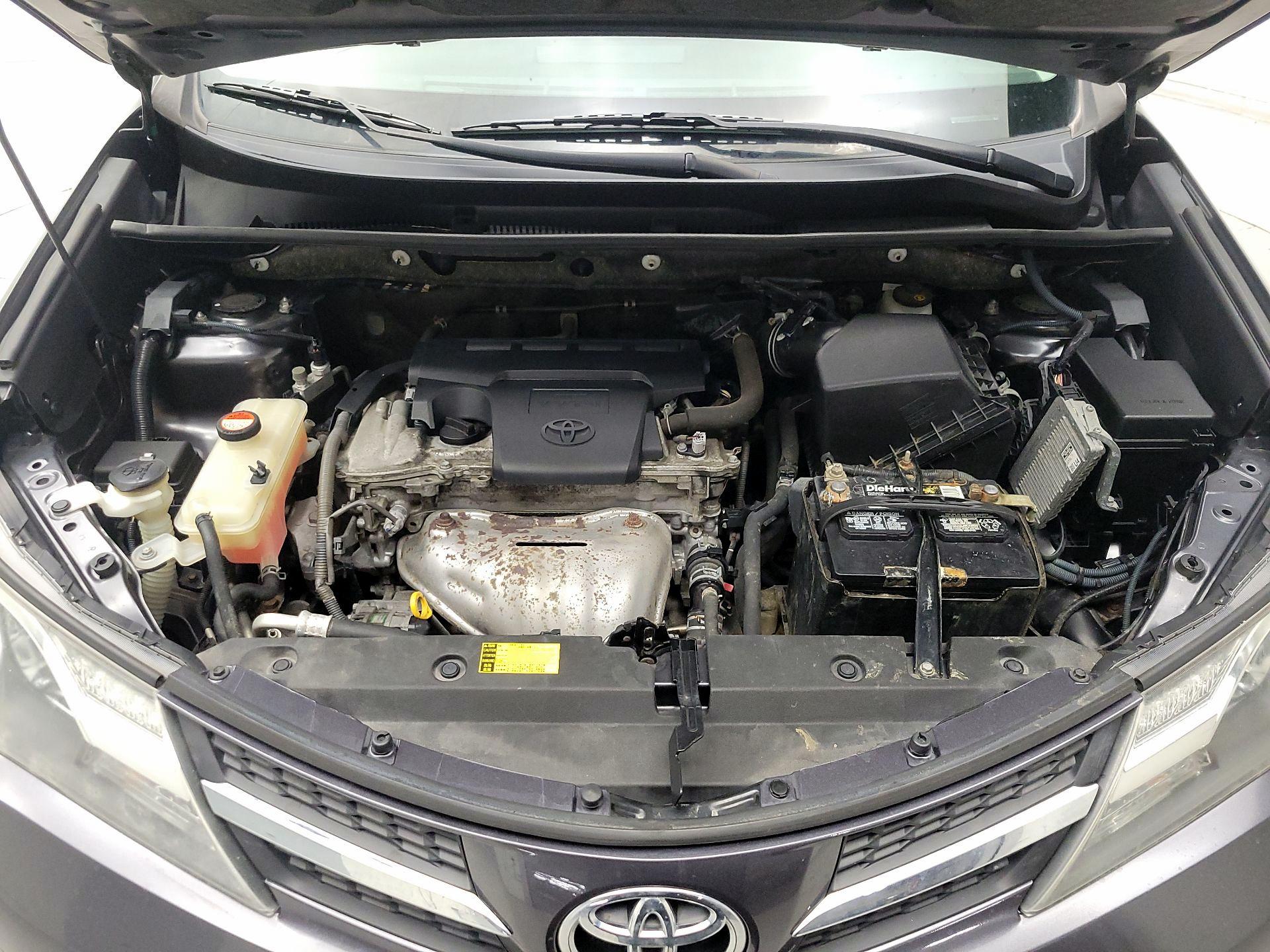 Thumbnail: 2015 Toyota RAV4 - 20