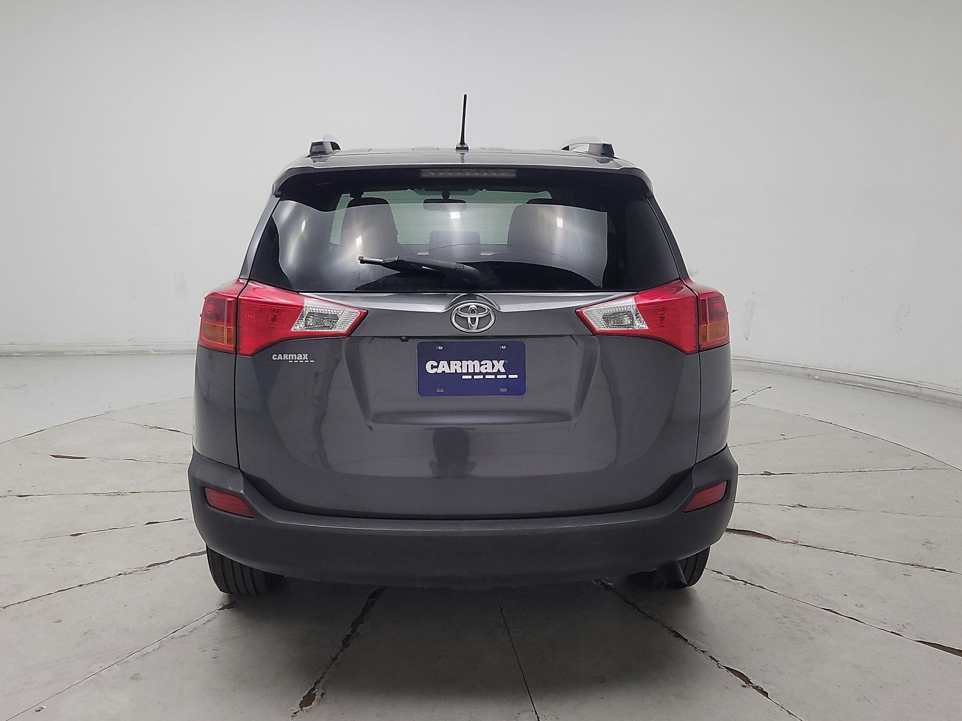 Thumbnail: 2015 Toyota RAV4 - 6