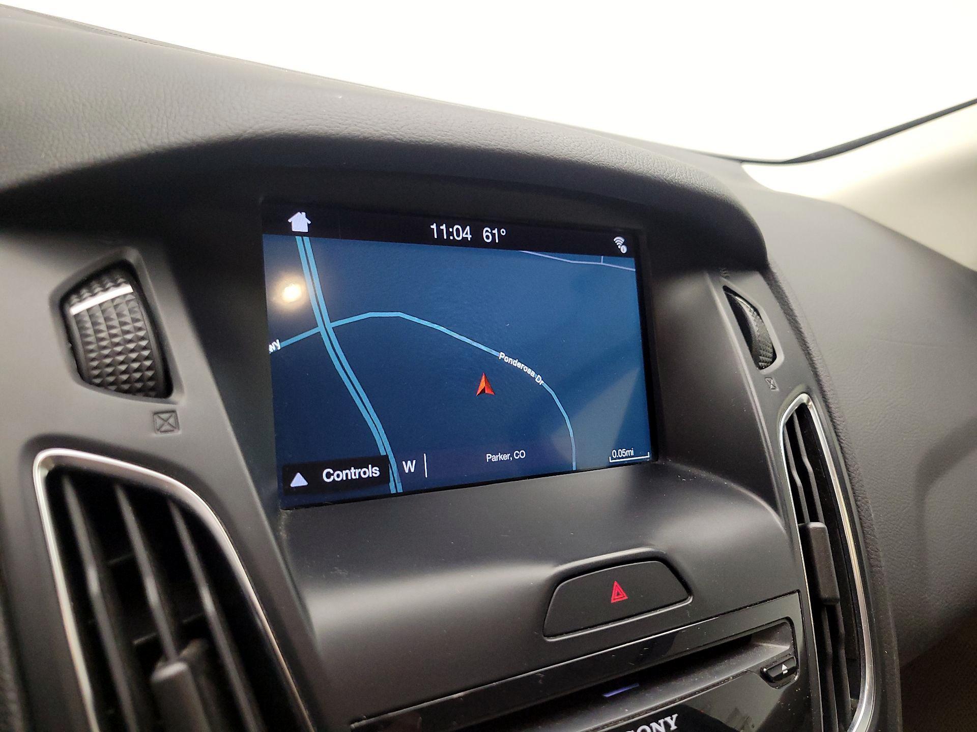 Thumbnail: 2016 Ford Focus - 12