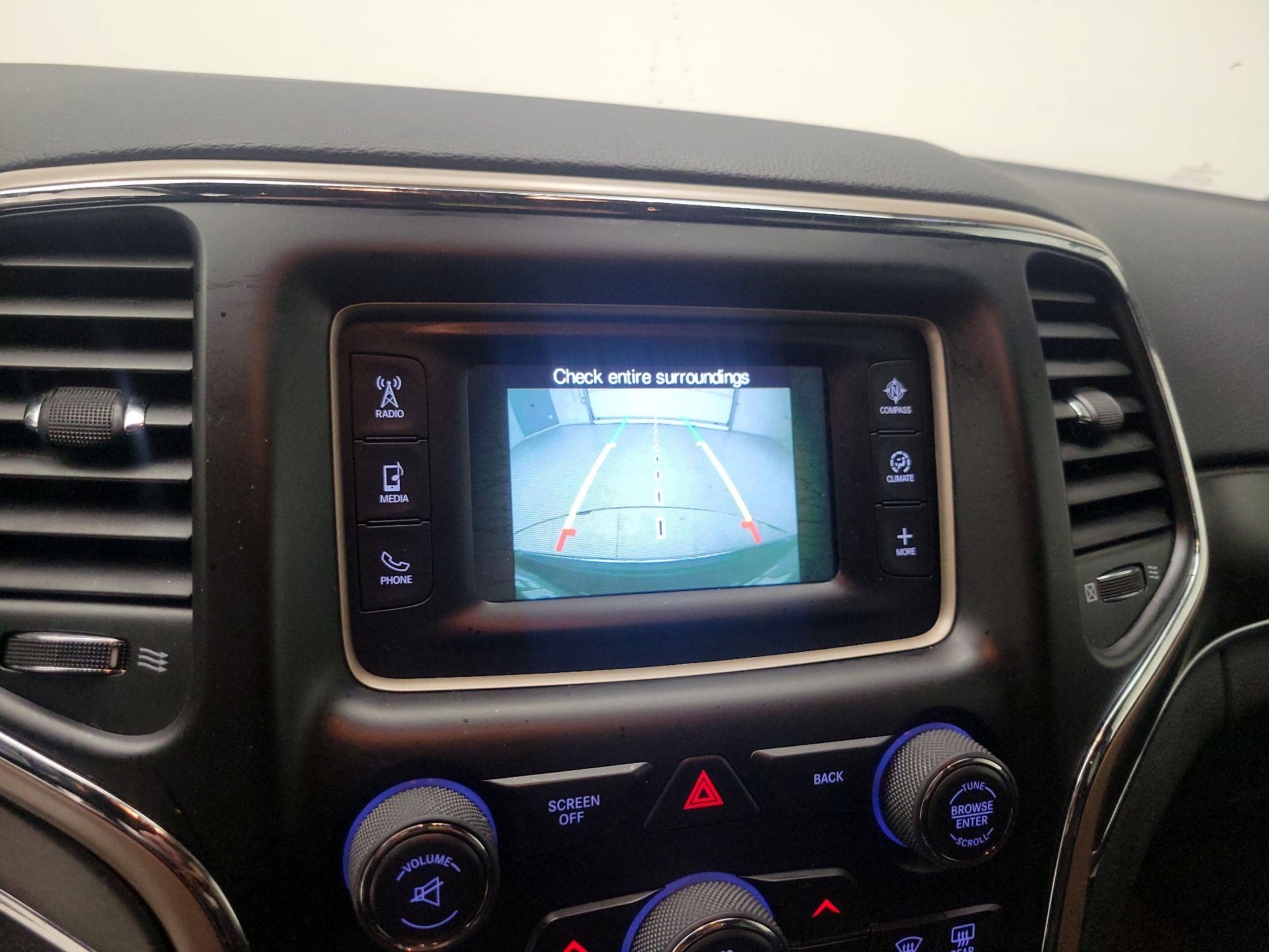 Thumbnail: 2017 Jeep Grand Cherokee - 14