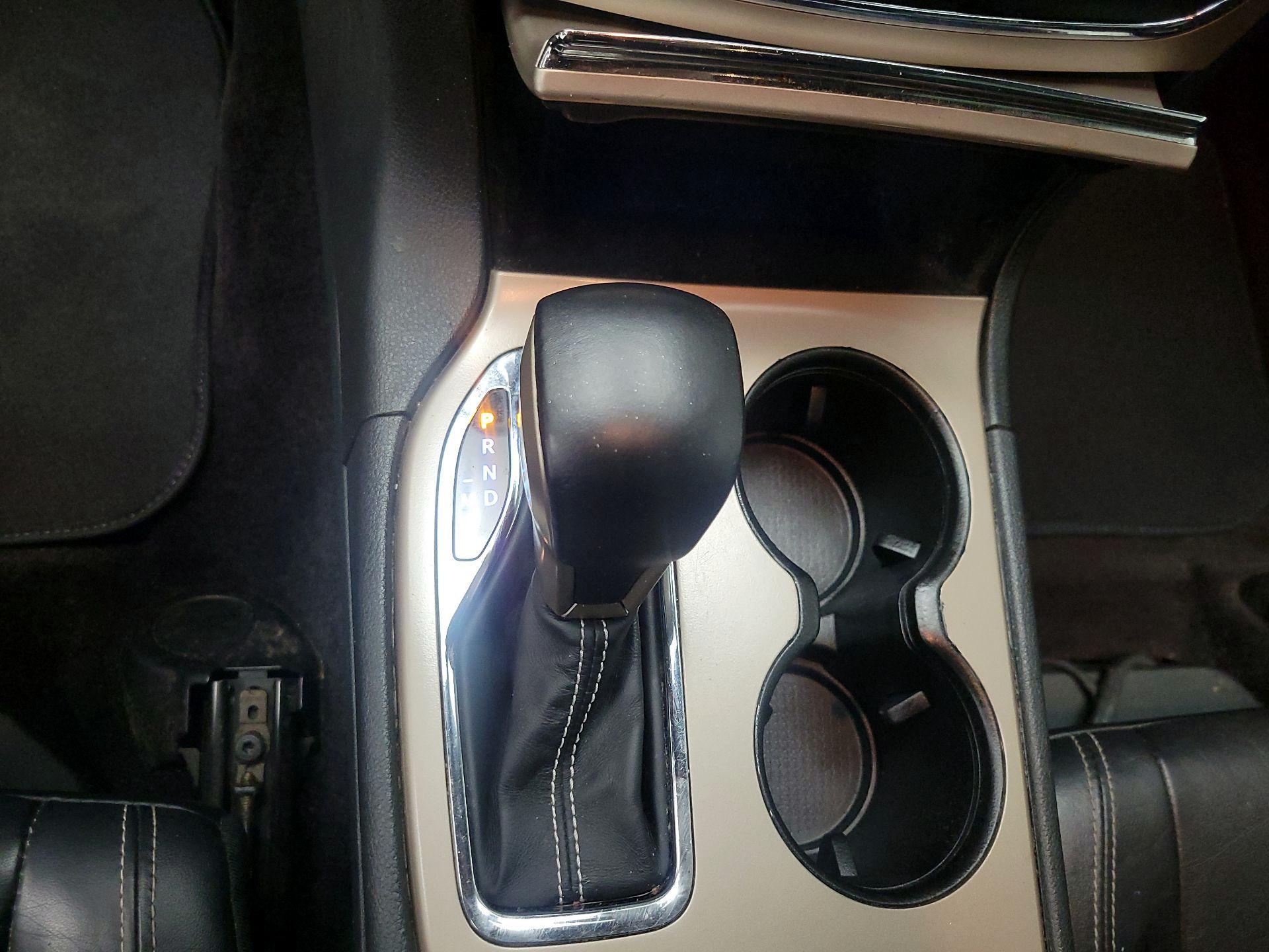 Thumbnail: 2017 Jeep Grand Cherokee - 17