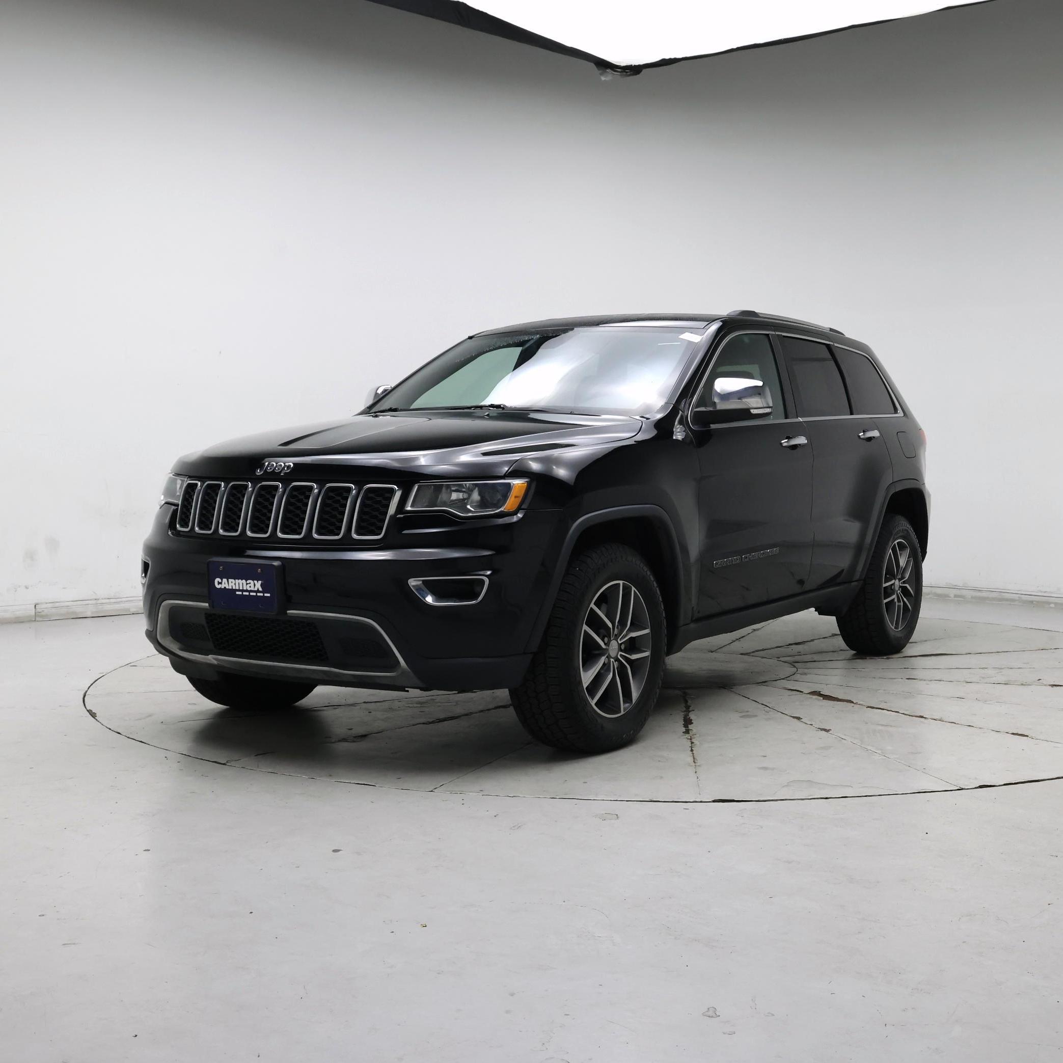 Thumbnail: 2017 Jeep Grand Cherokee - 4