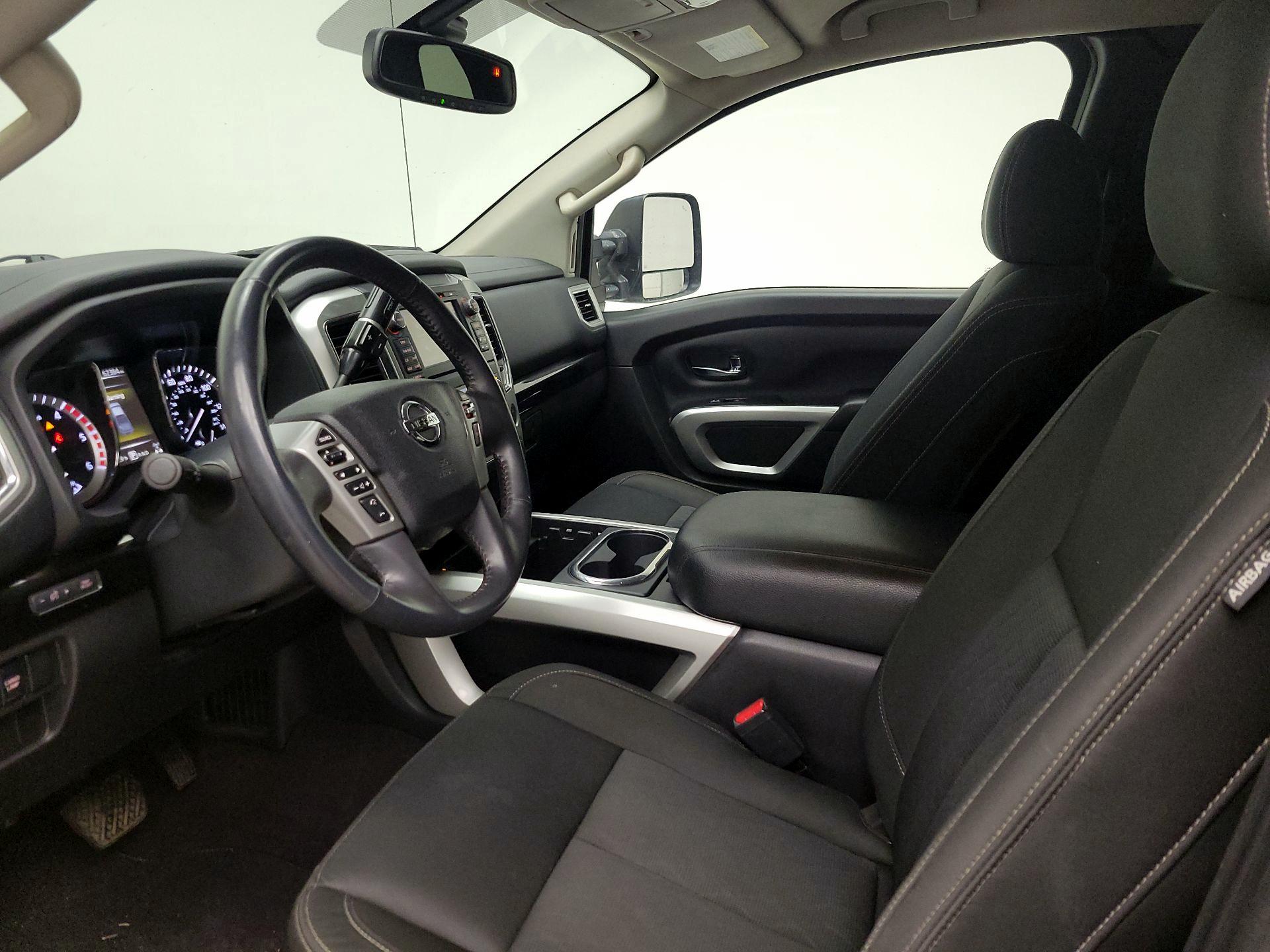 Thumbnail: 2017 Nissan Titan - 11