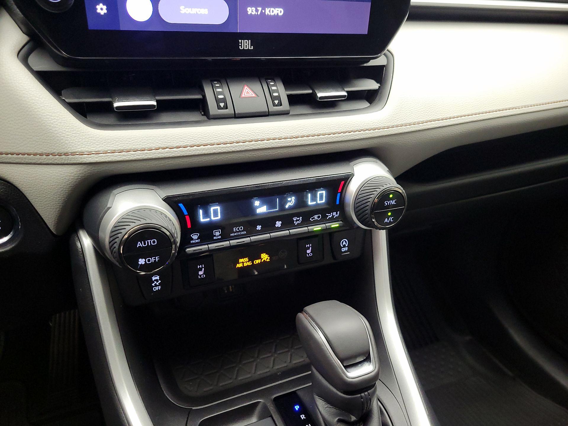 Thumbnail: 2024 Toyota RAV4 - 15