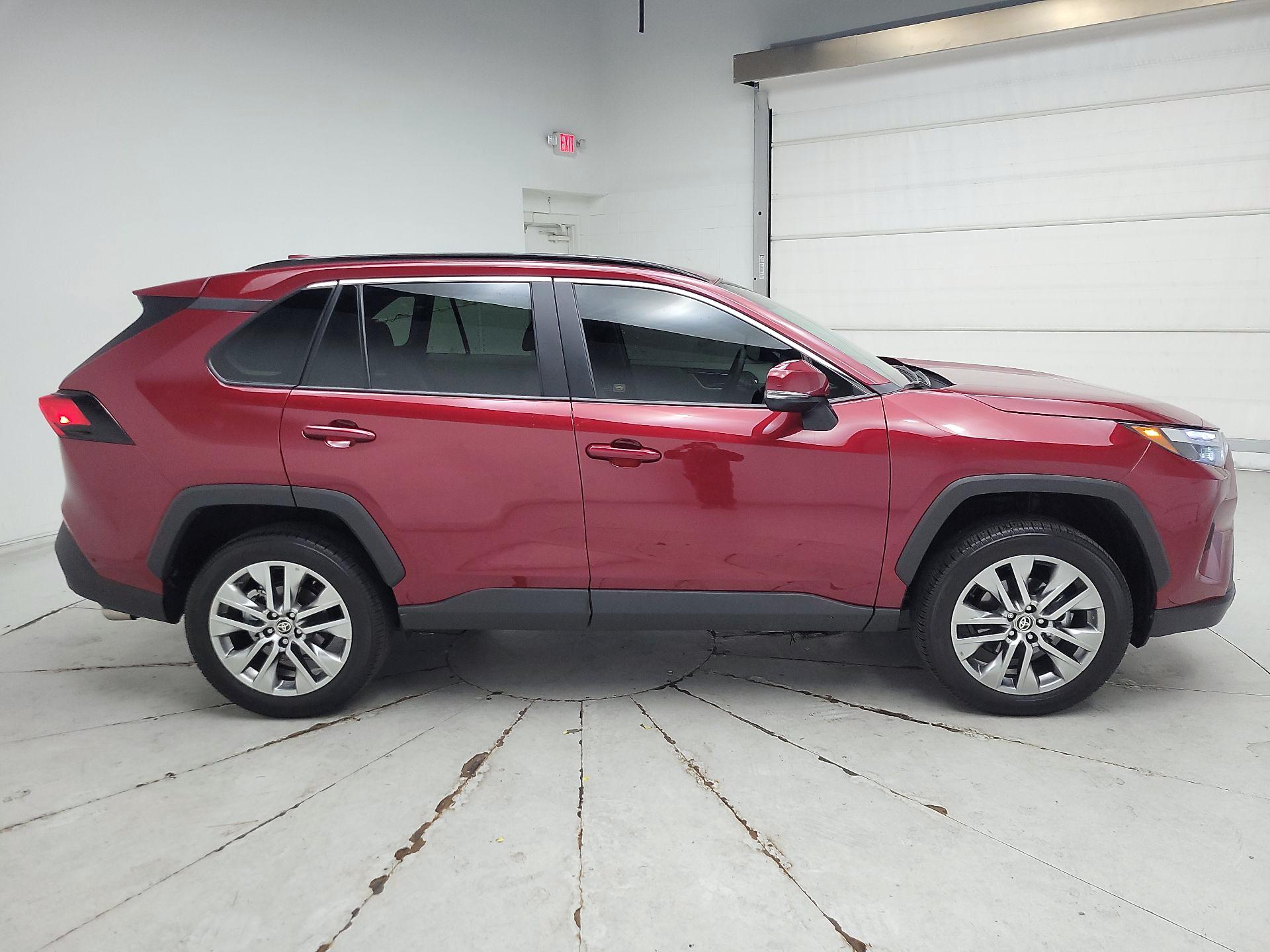 Thumbnail: 2024 Toyota RAV4 - 4