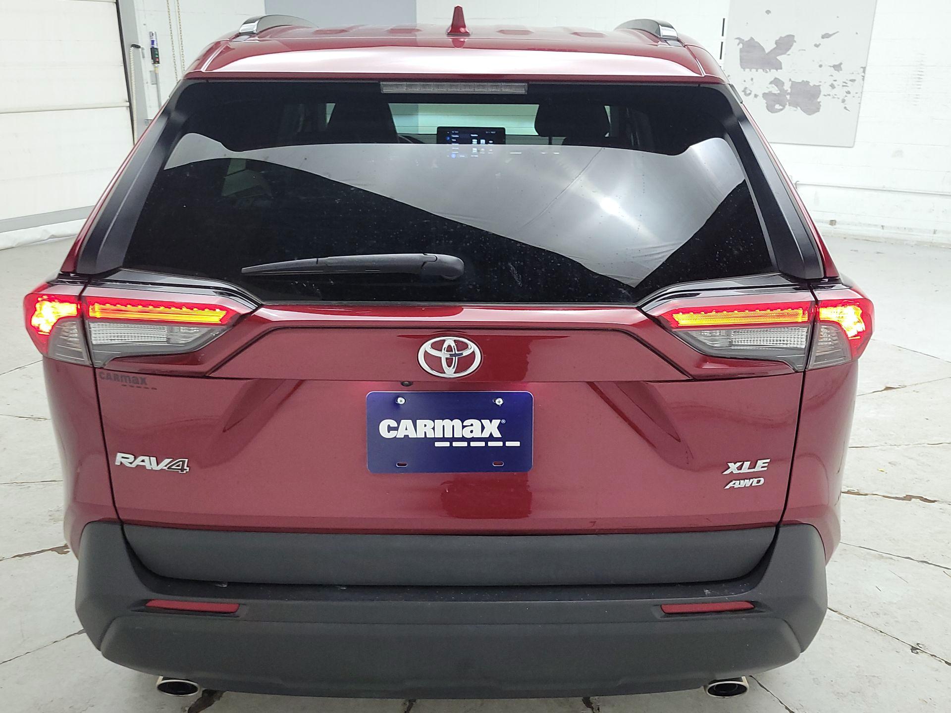 Thumbnail: 2024 Toyota RAV4 - 6