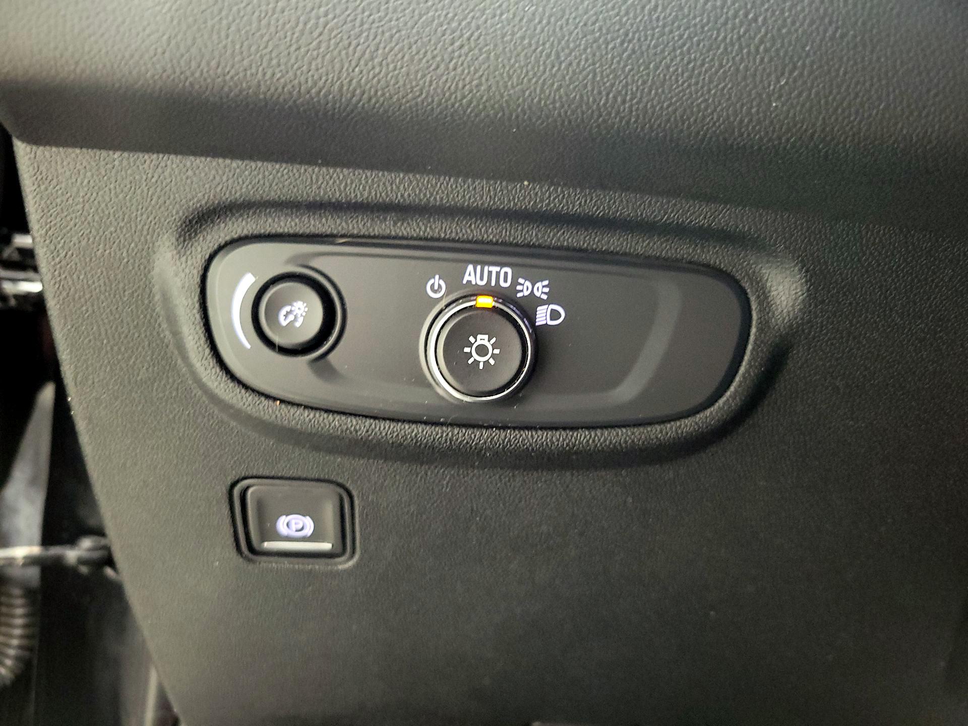 Thumbnail: 2024 GMC Terrain - 11