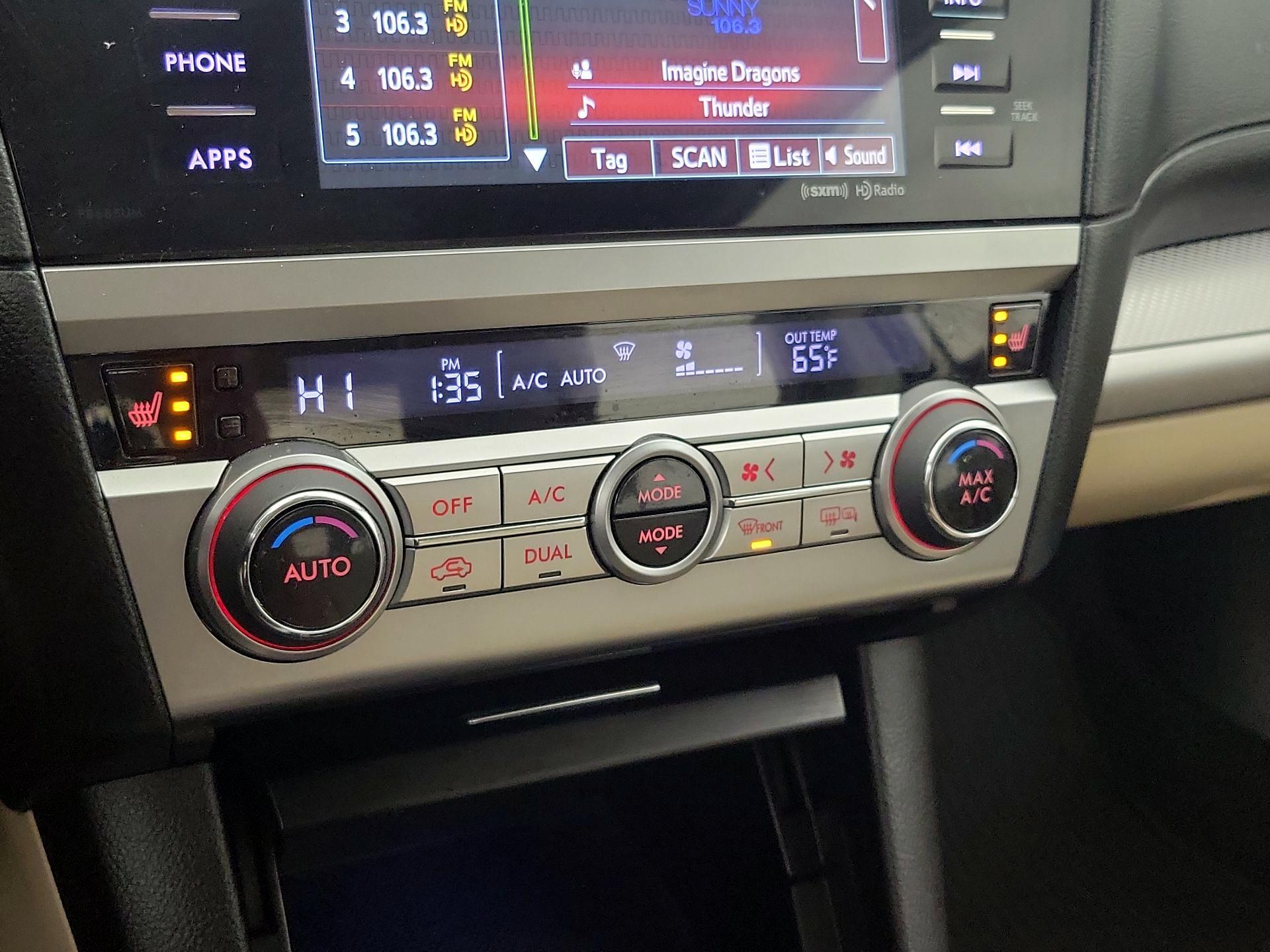 Thumbnail: 2016 Subaru Legacy - 16