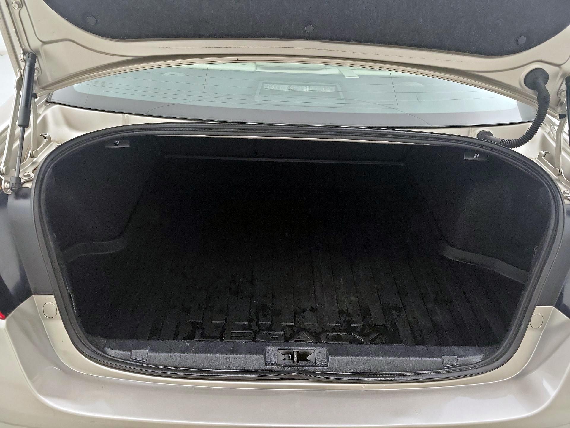 Thumbnail: 2016 Subaru Legacy - 20