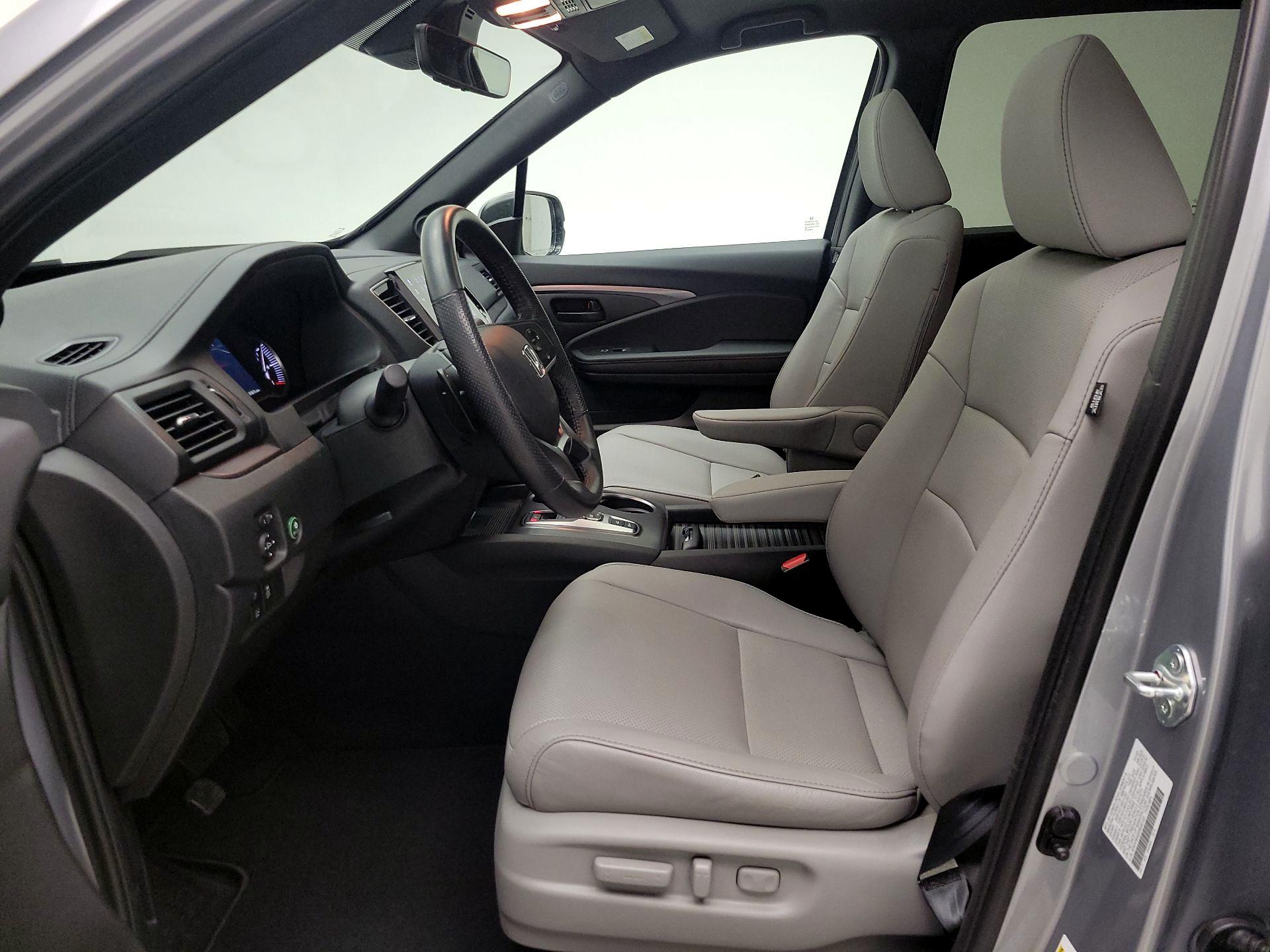 Thumbnail: 2023 Honda Passport - 9