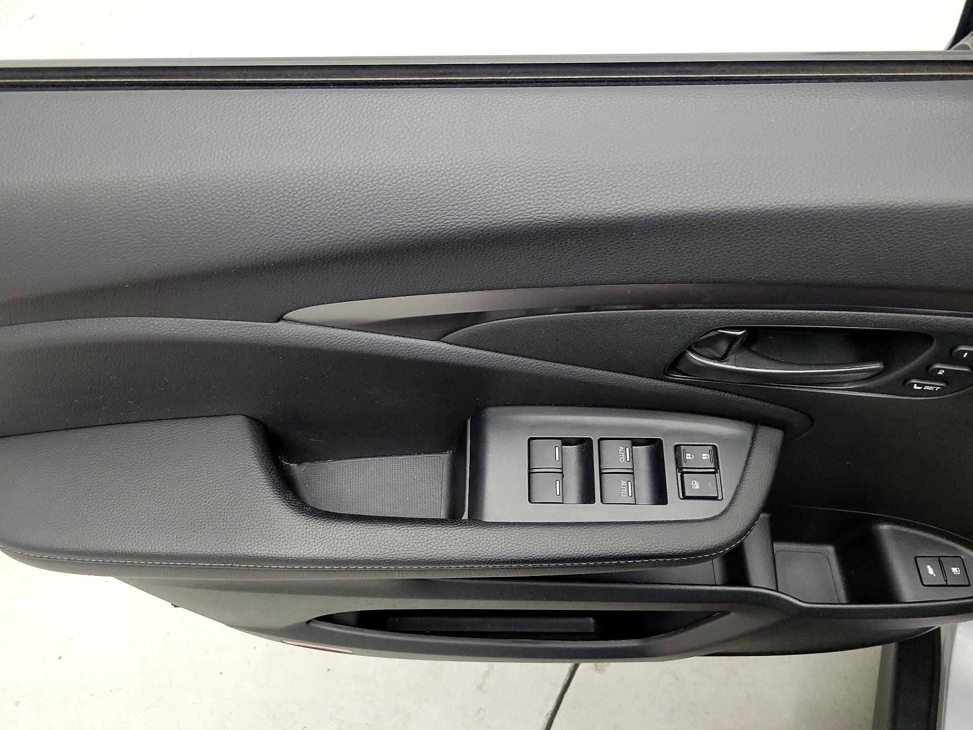 Thumbnail: 2023 Honda Passport - 10