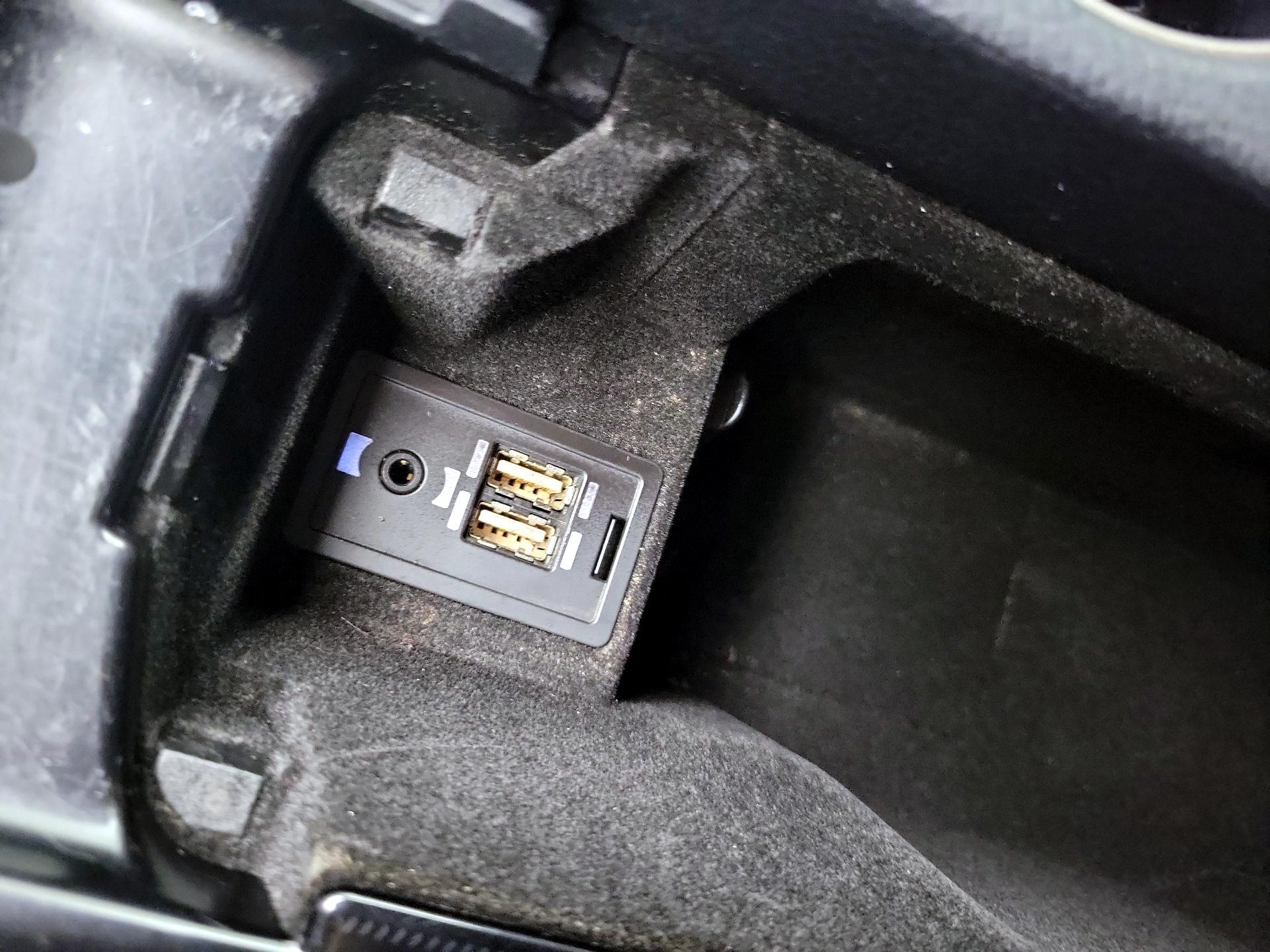 Thumbnail: 2014 Lexus IS - 19