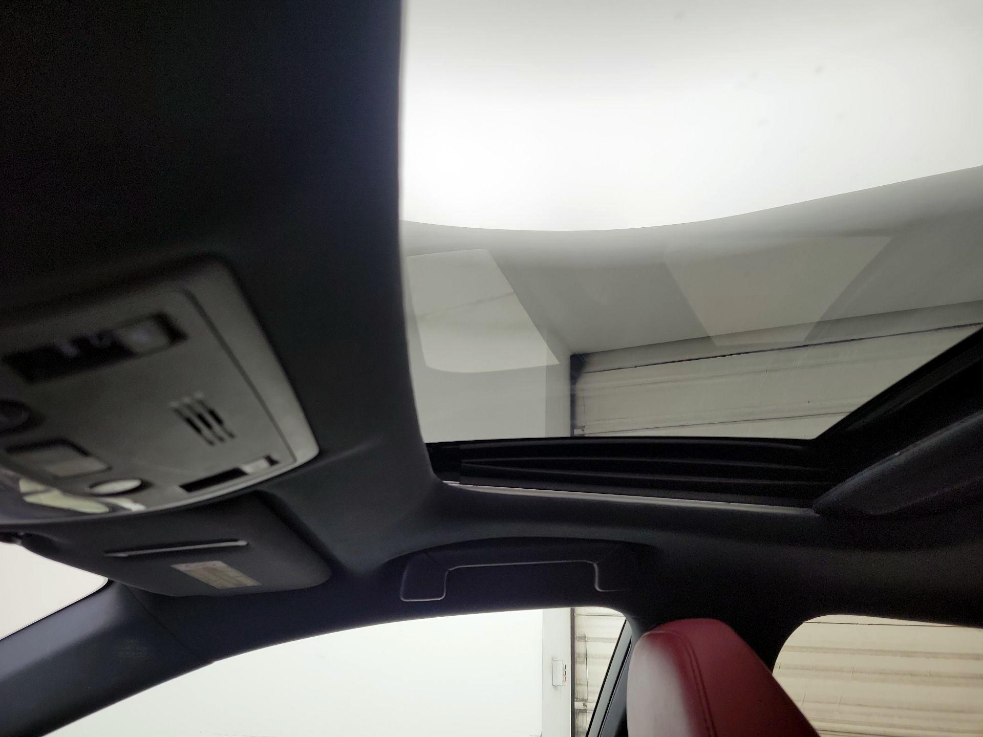 Thumbnail: 2014 Lexus IS - 20