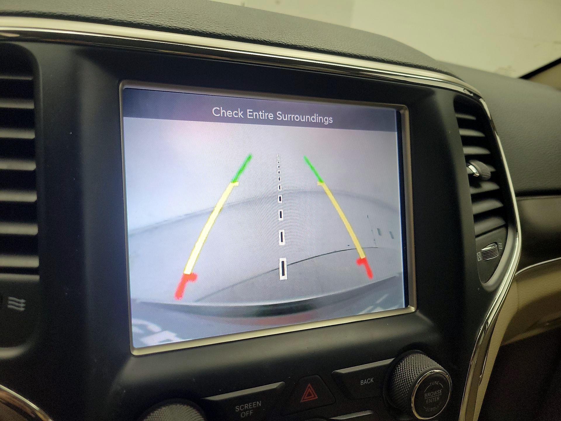 Thumbnail: 2014 Jeep Grand Cherokee - 13