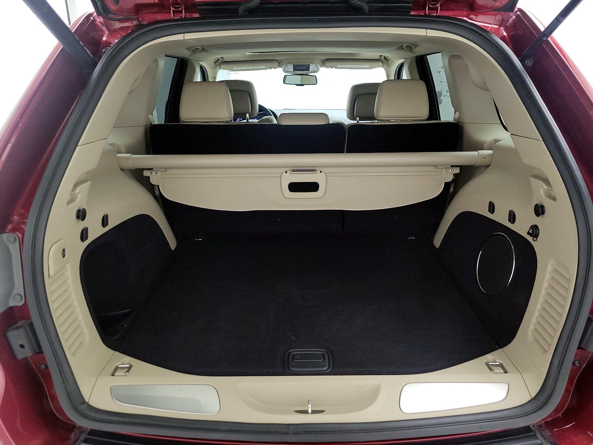 Thumbnail: 2014 Jeep Grand Cherokee - 20