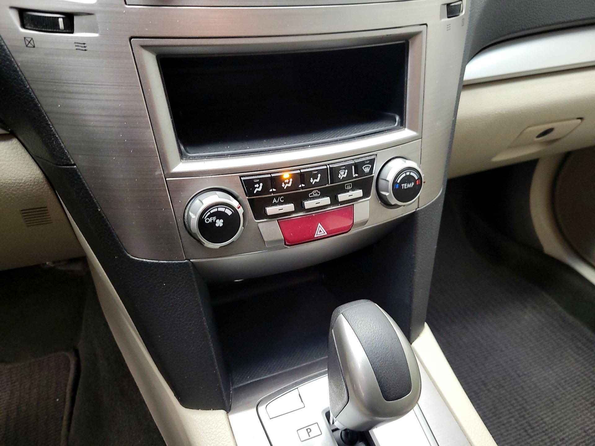 Thumbnail: 2014 Subaru Outback - 15