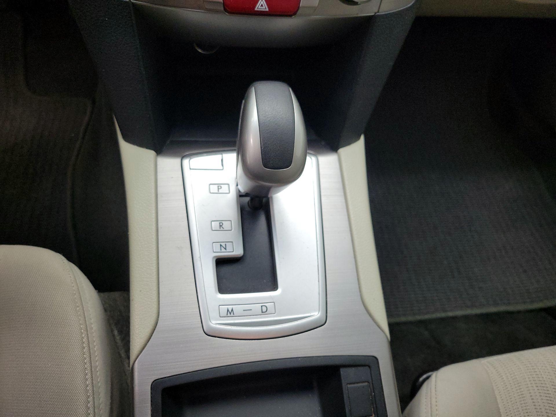 Thumbnail: 2014 Subaru Outback - 16