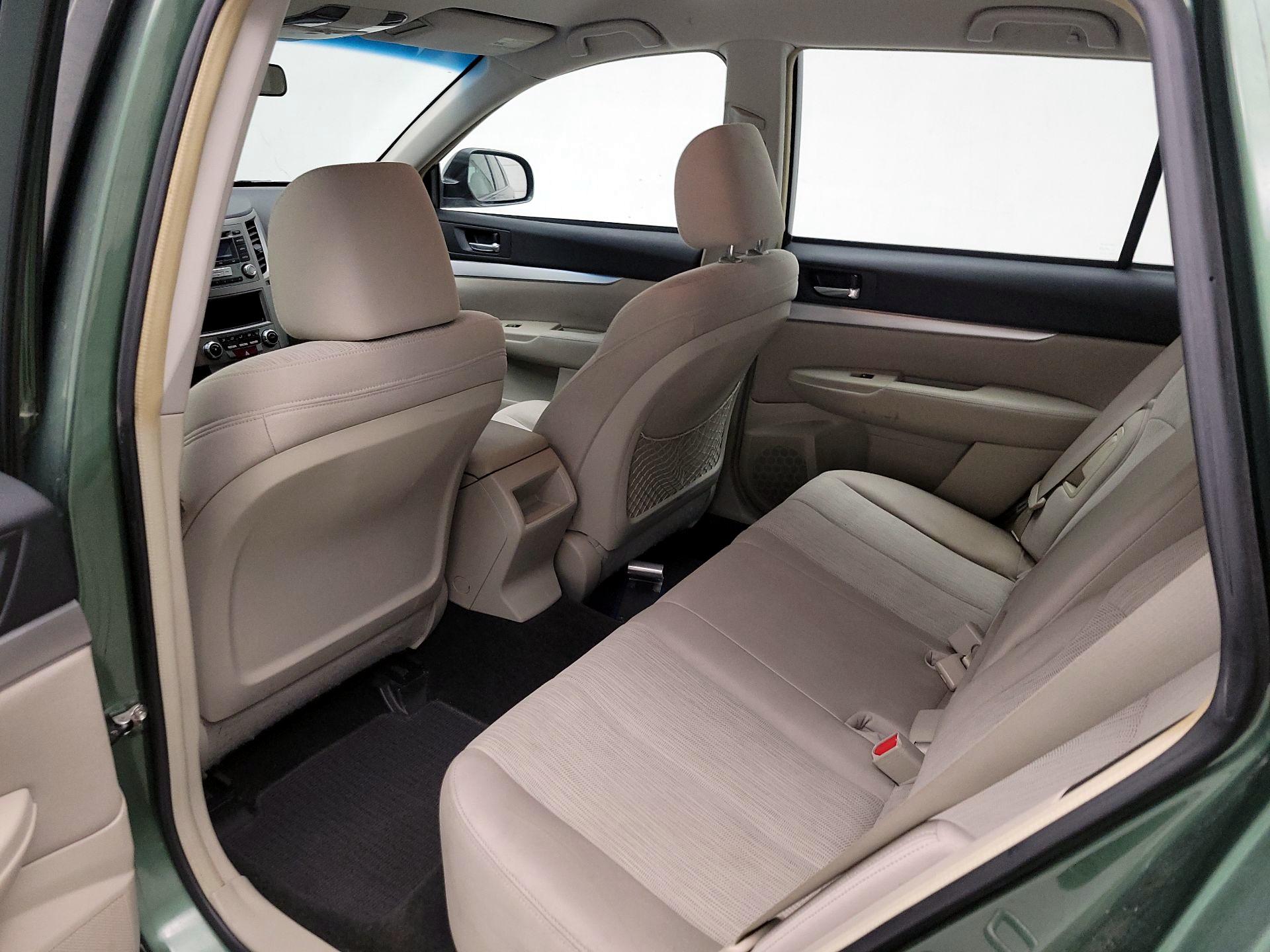 Thumbnail: 2014 Subaru Outback - 18