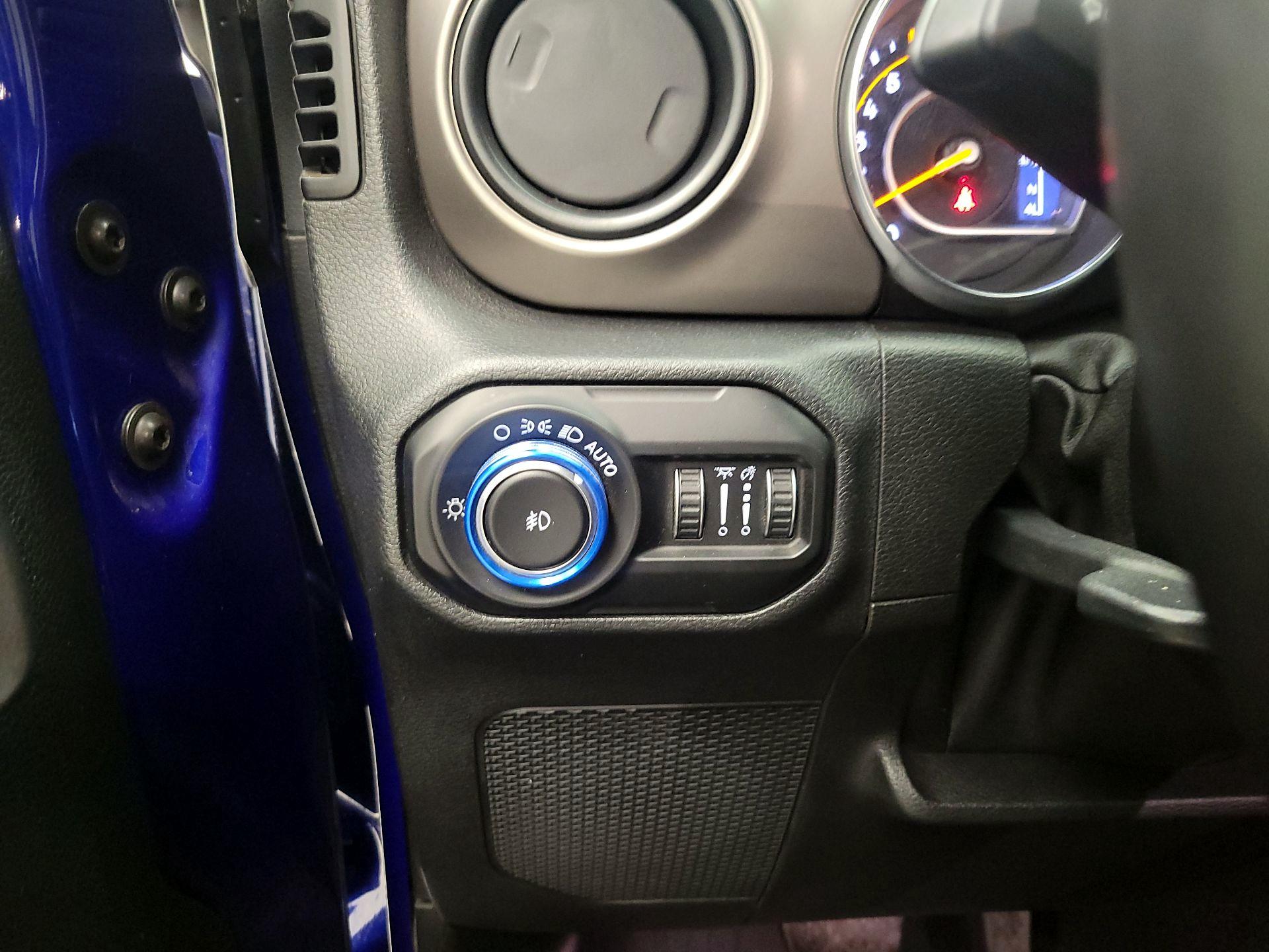 Thumbnail: 2020 Jeep Wrangler - 13