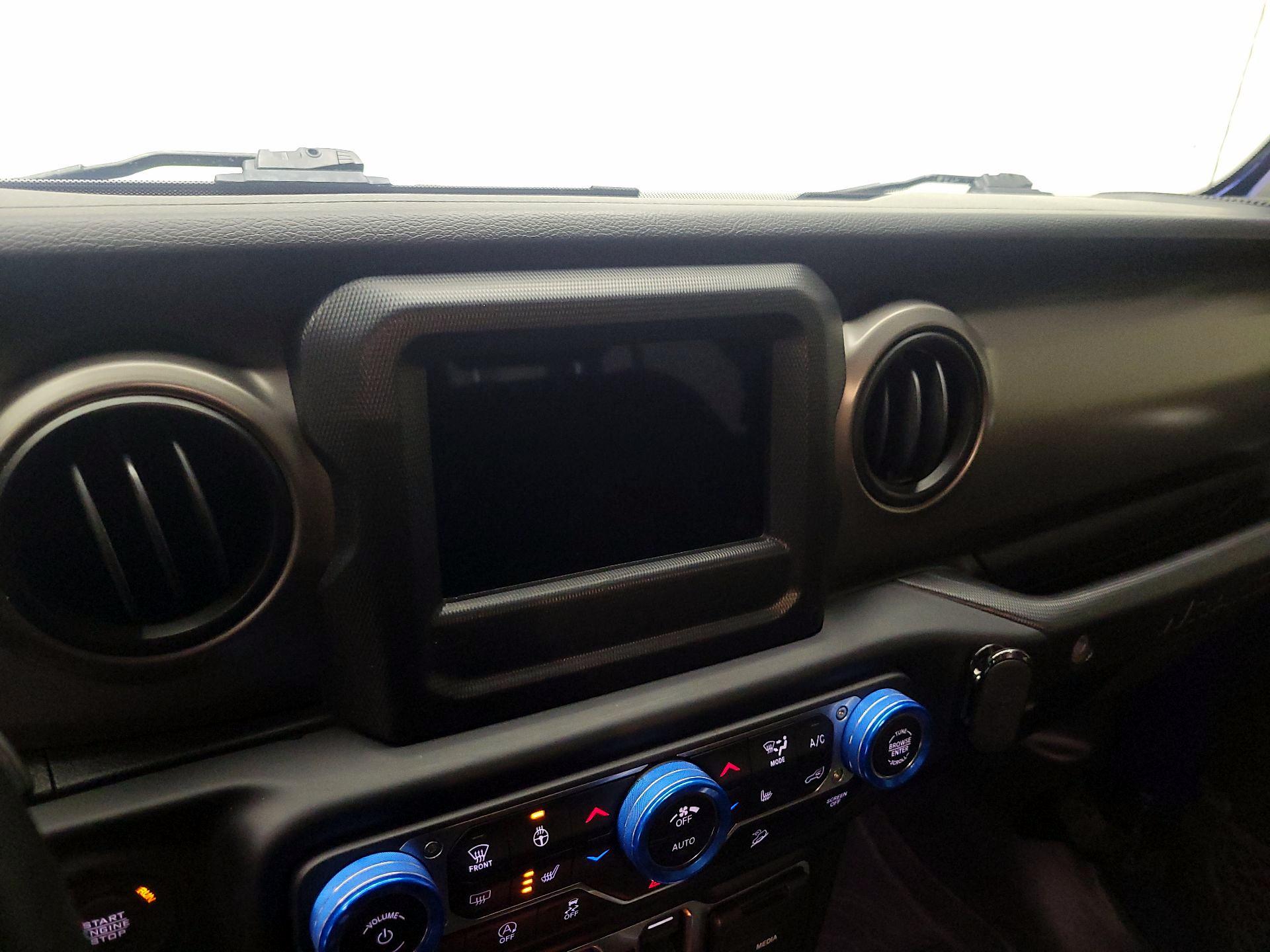 Thumbnail: 2020 Jeep Wrangler - 16