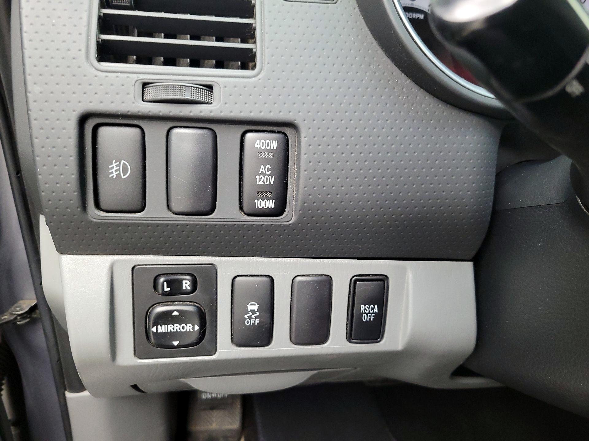 Thumbnail: 2014 Toyota Tacoma - 13