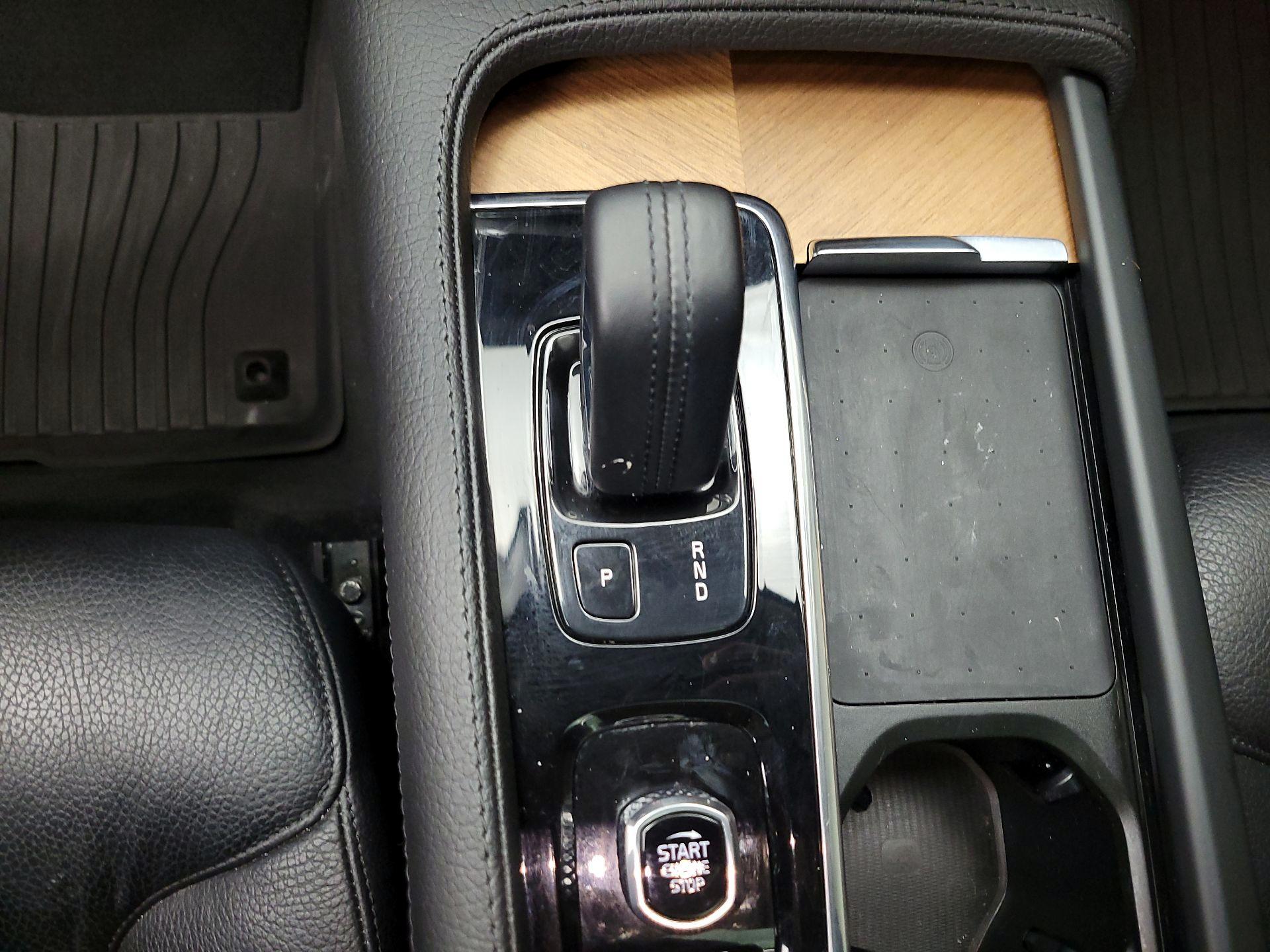 Thumbnail: 2021 Volvo XC90 - 18