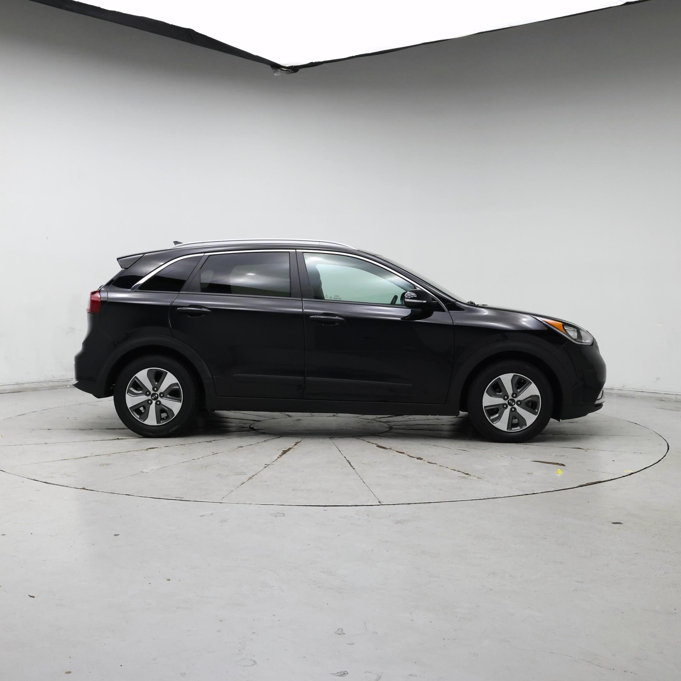 Thumbnail: 2019 Kia Niro - 7