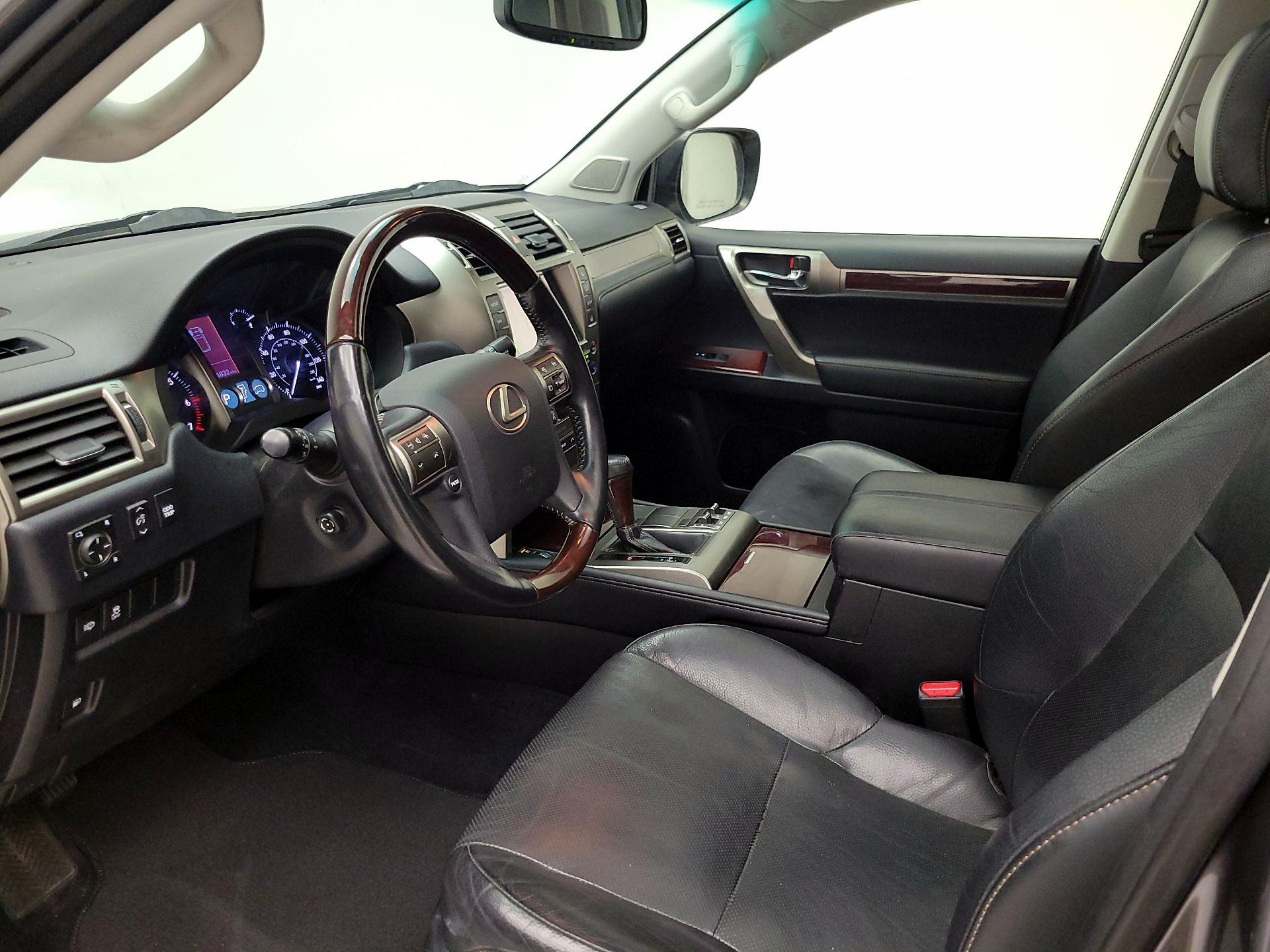 Thumbnail: 2019 Lexus GX - 11