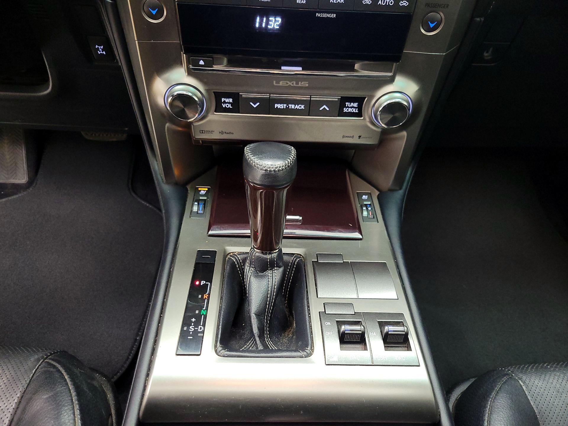 Thumbnail: 2019 Lexus GX - 18