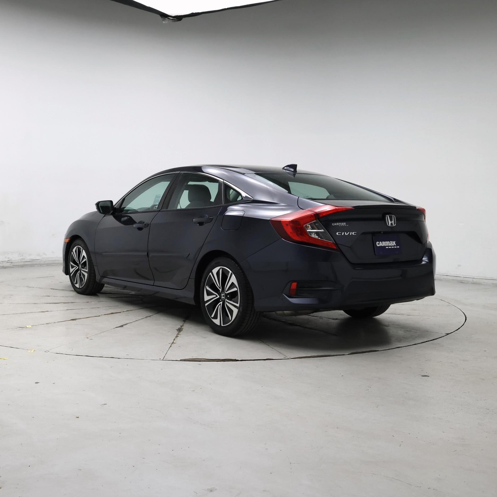 Thumbnail: 2017 Honda Civic - 2