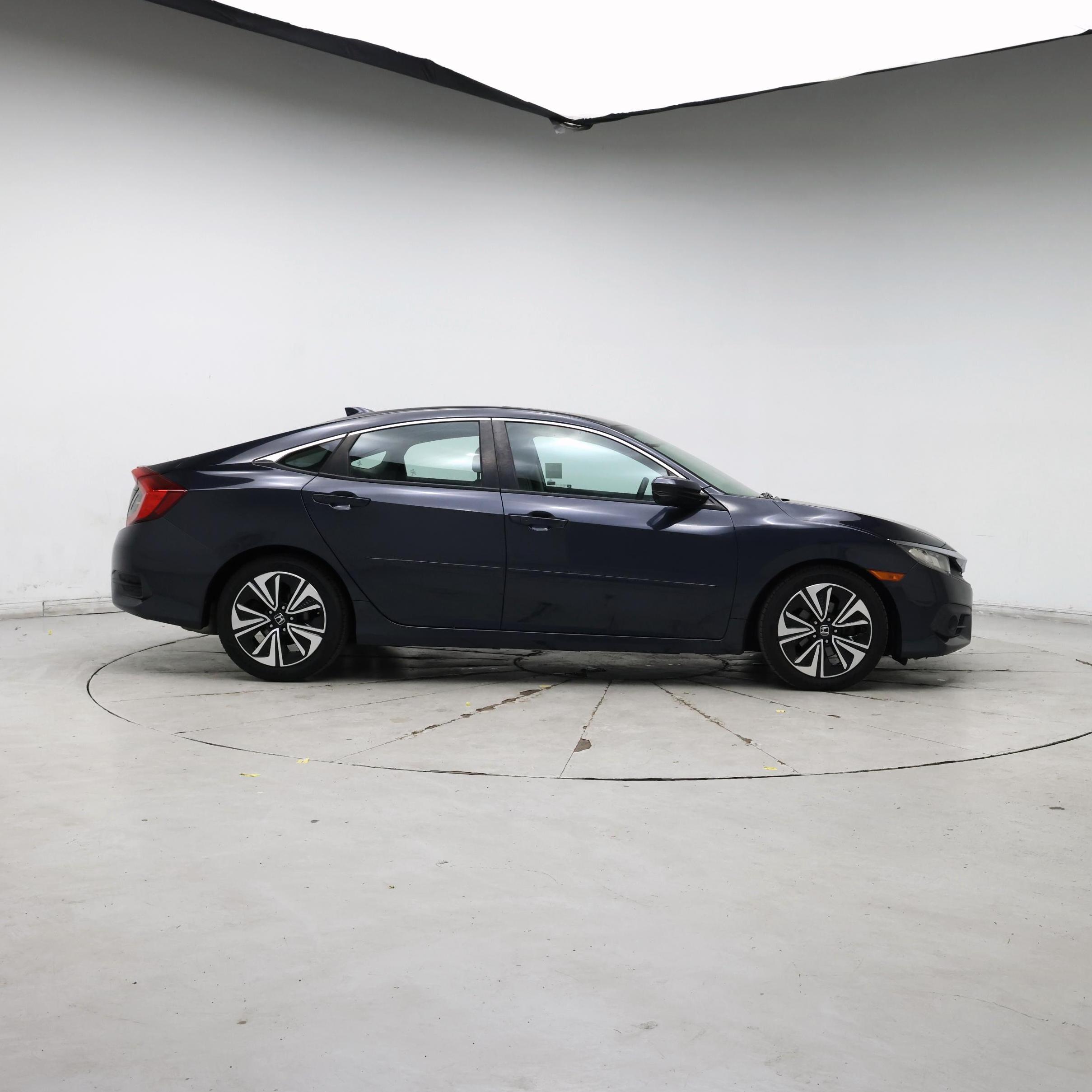 Thumbnail: 2017 Honda Civic - 7