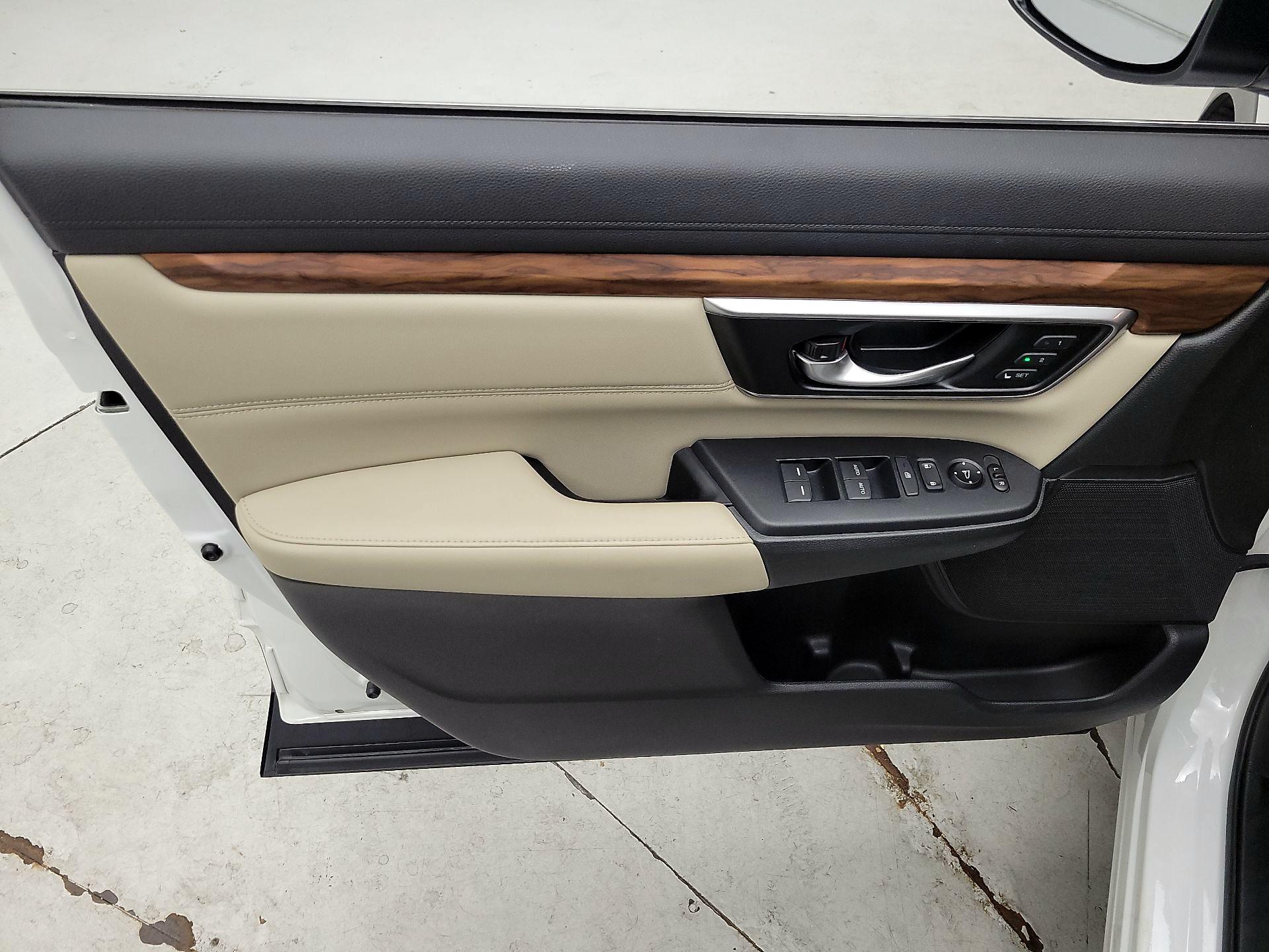 Thumbnail: 2019 Honda CR-V - 12