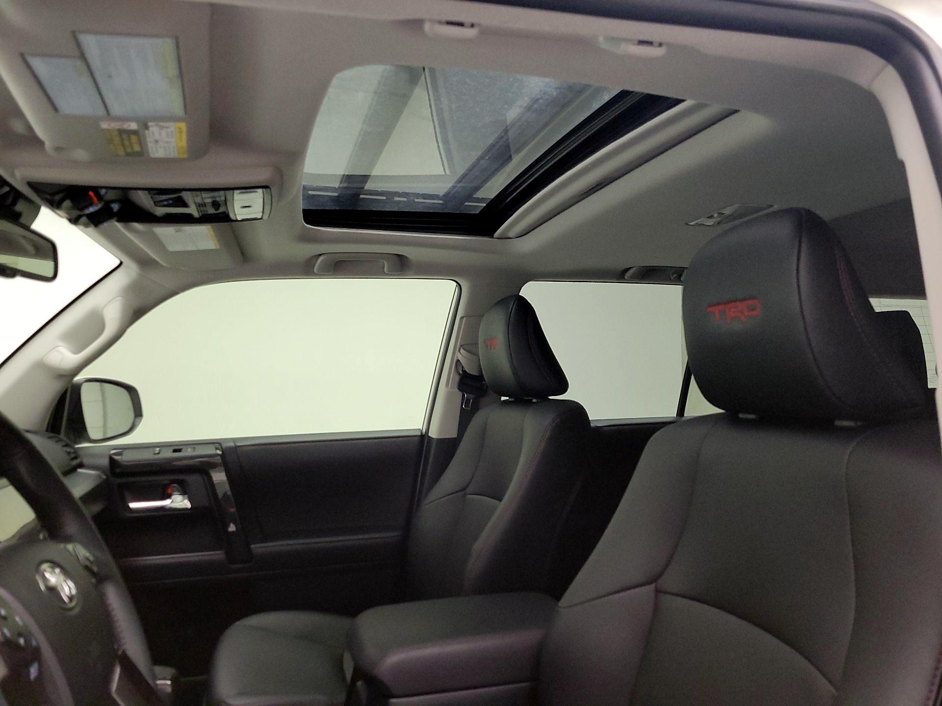 Thumbnail: 2022 Toyota 4Runner - 20