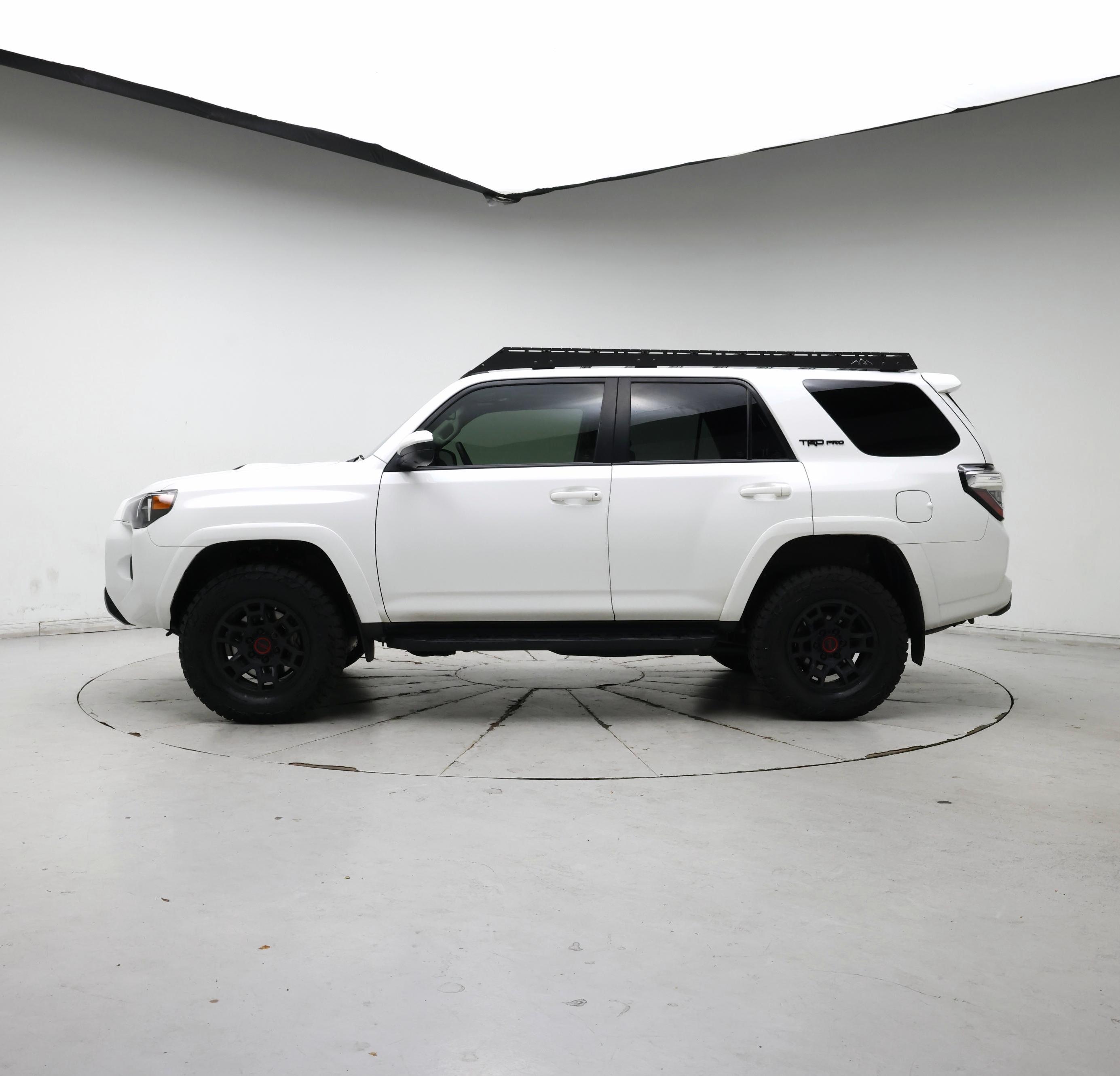 Thumbnail: 2022 Toyota 4Runner - 3