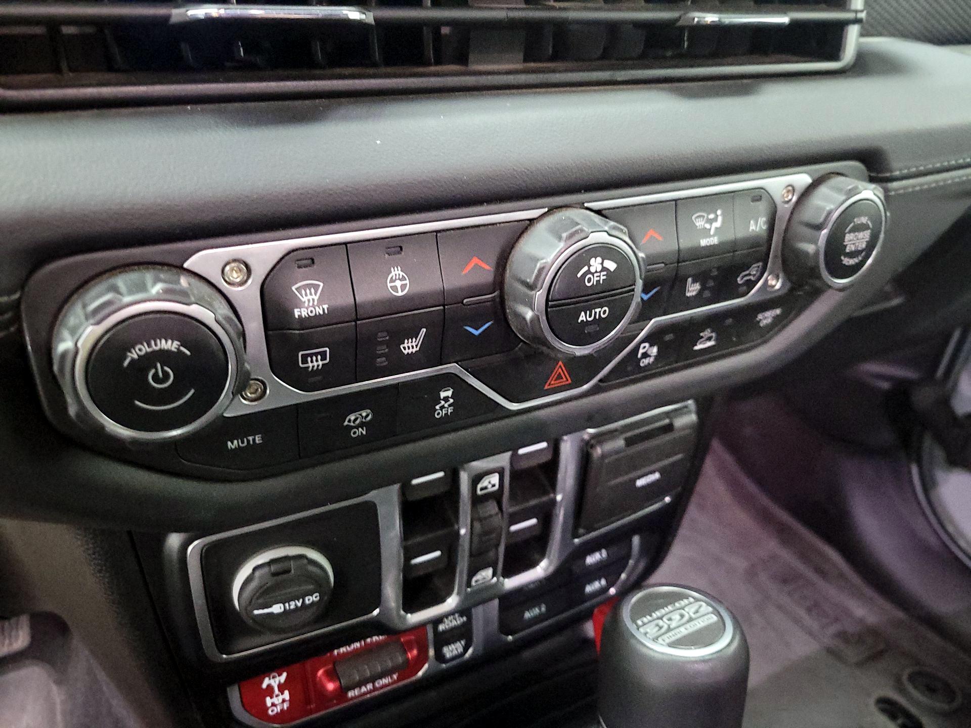 Thumbnail: 2024 Jeep Wrangler - 17