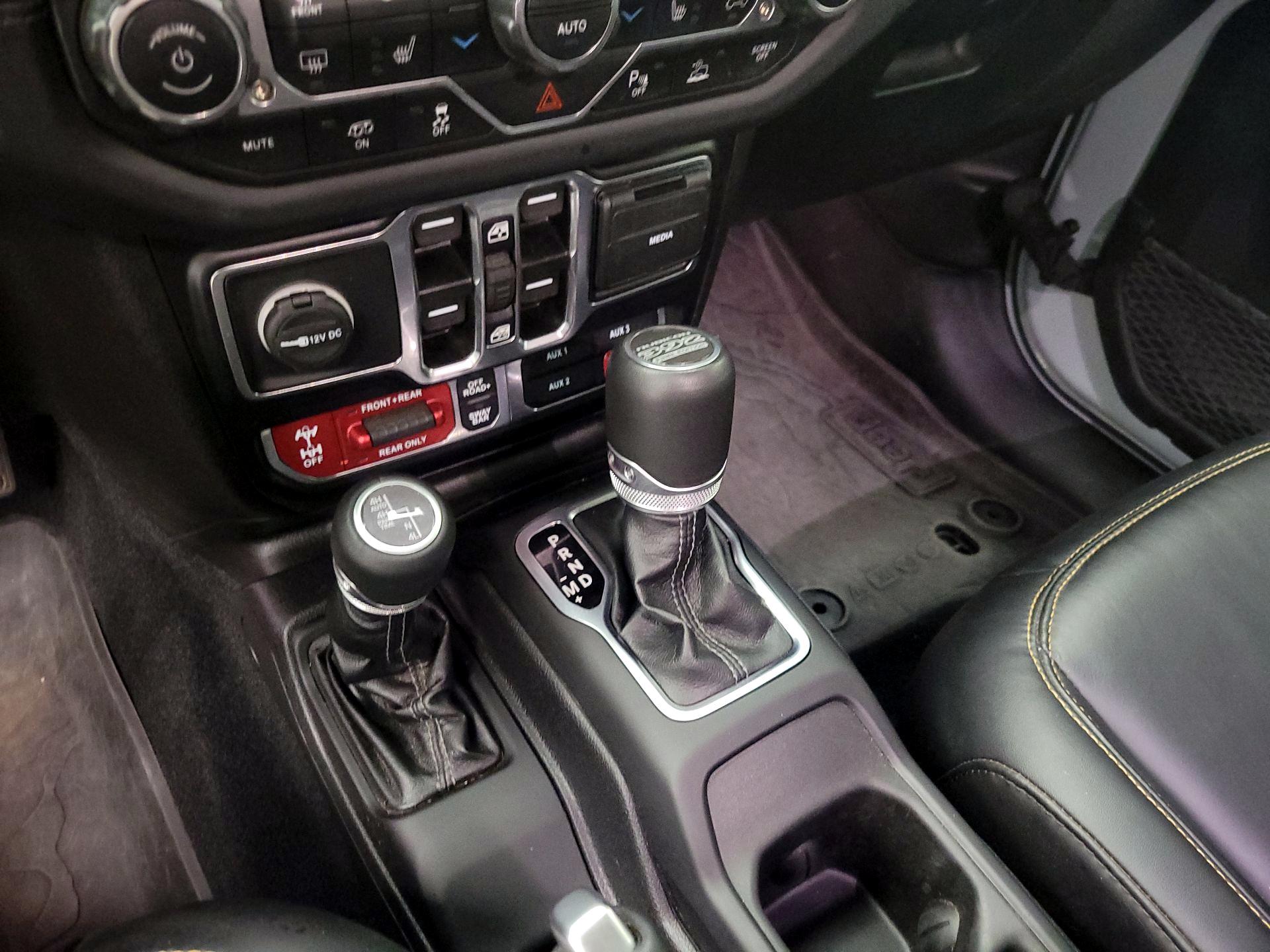 Thumbnail: 2024 Jeep Wrangler - 18