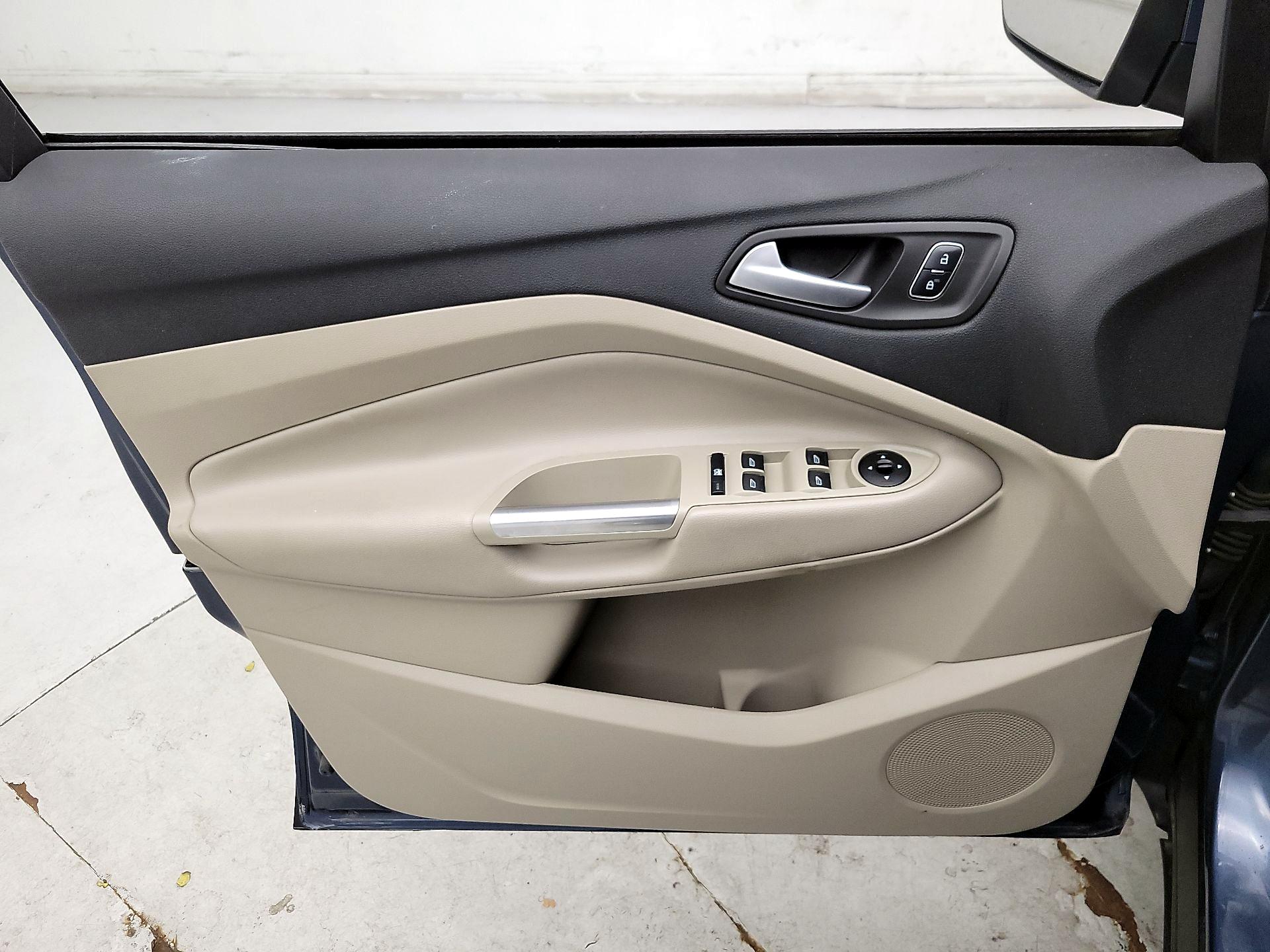 Thumbnail: 2018 Ford Escape - 12