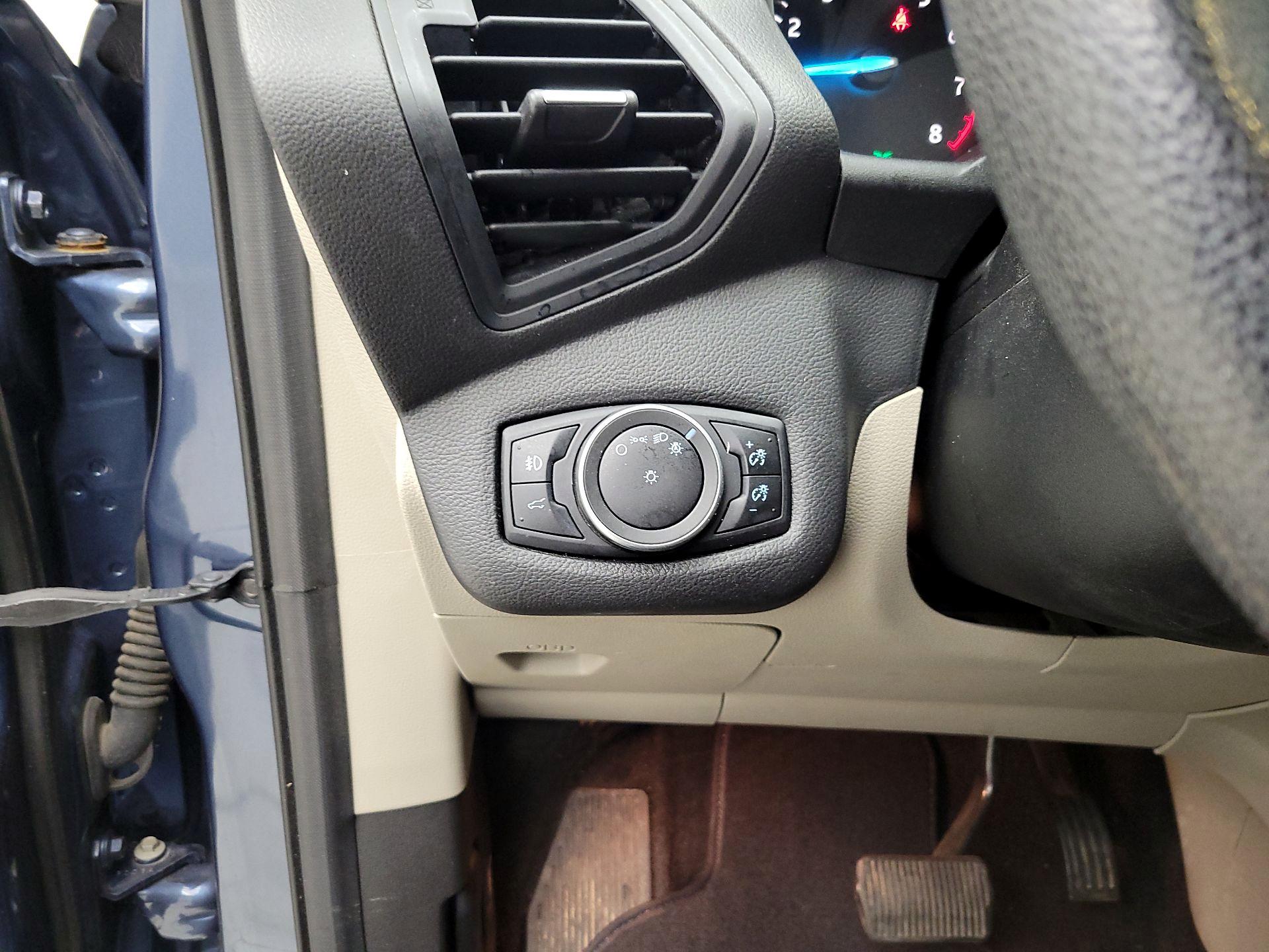 Thumbnail: 2018 Ford Escape - 13