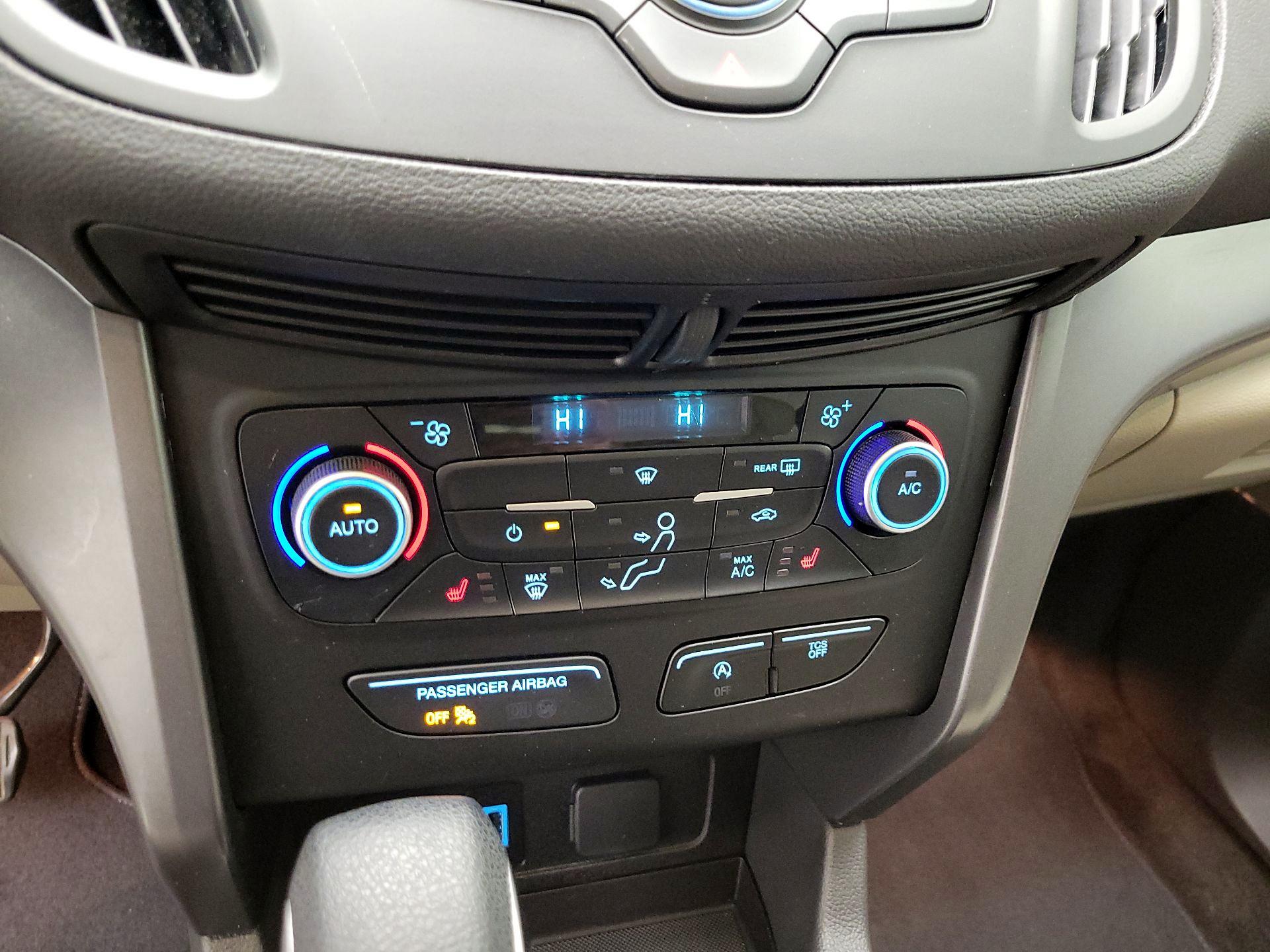 Thumbnail: 2018 Ford Escape - 16