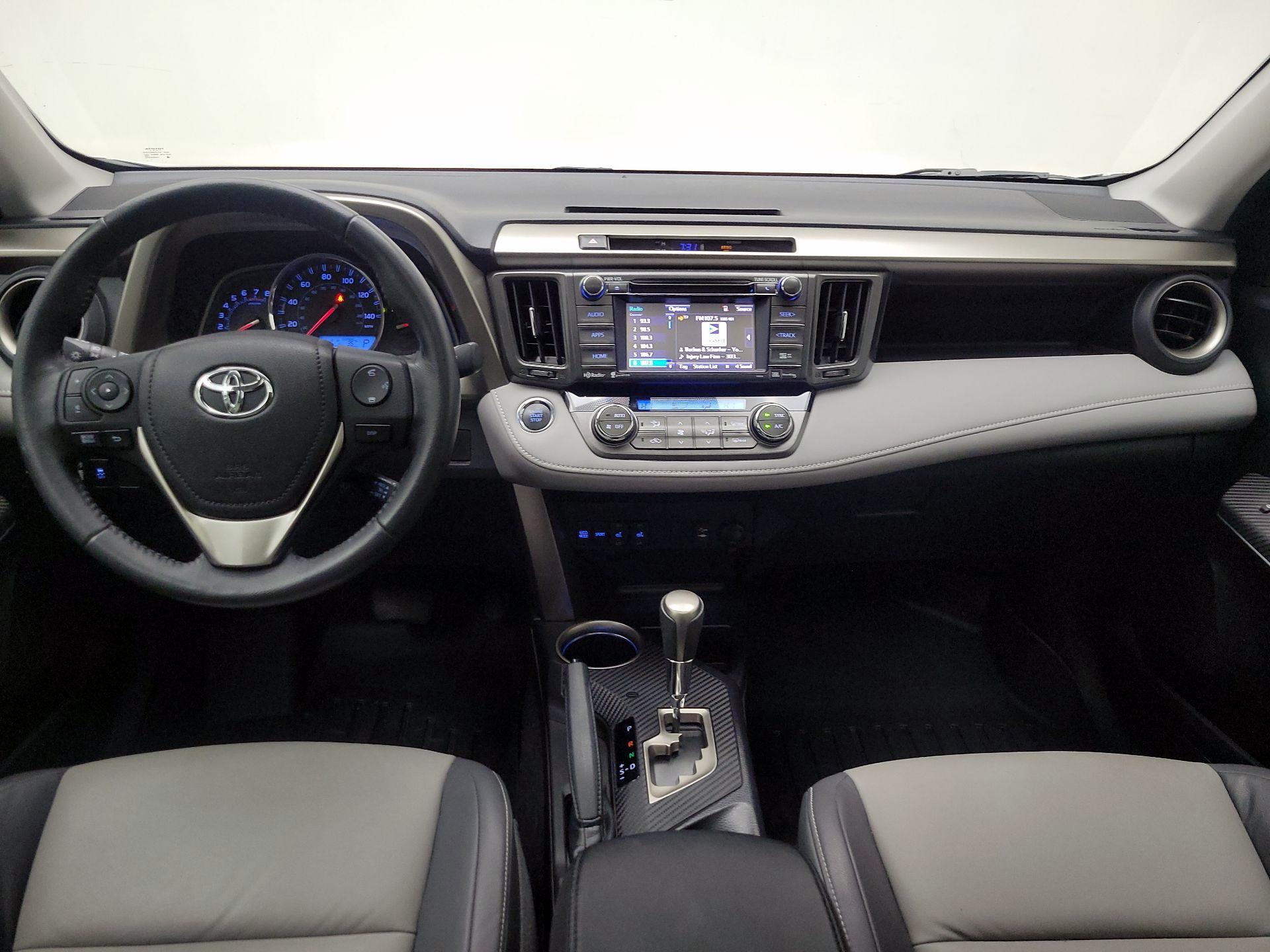 Thumbnail: 2015 Toyota RAV4 - 9