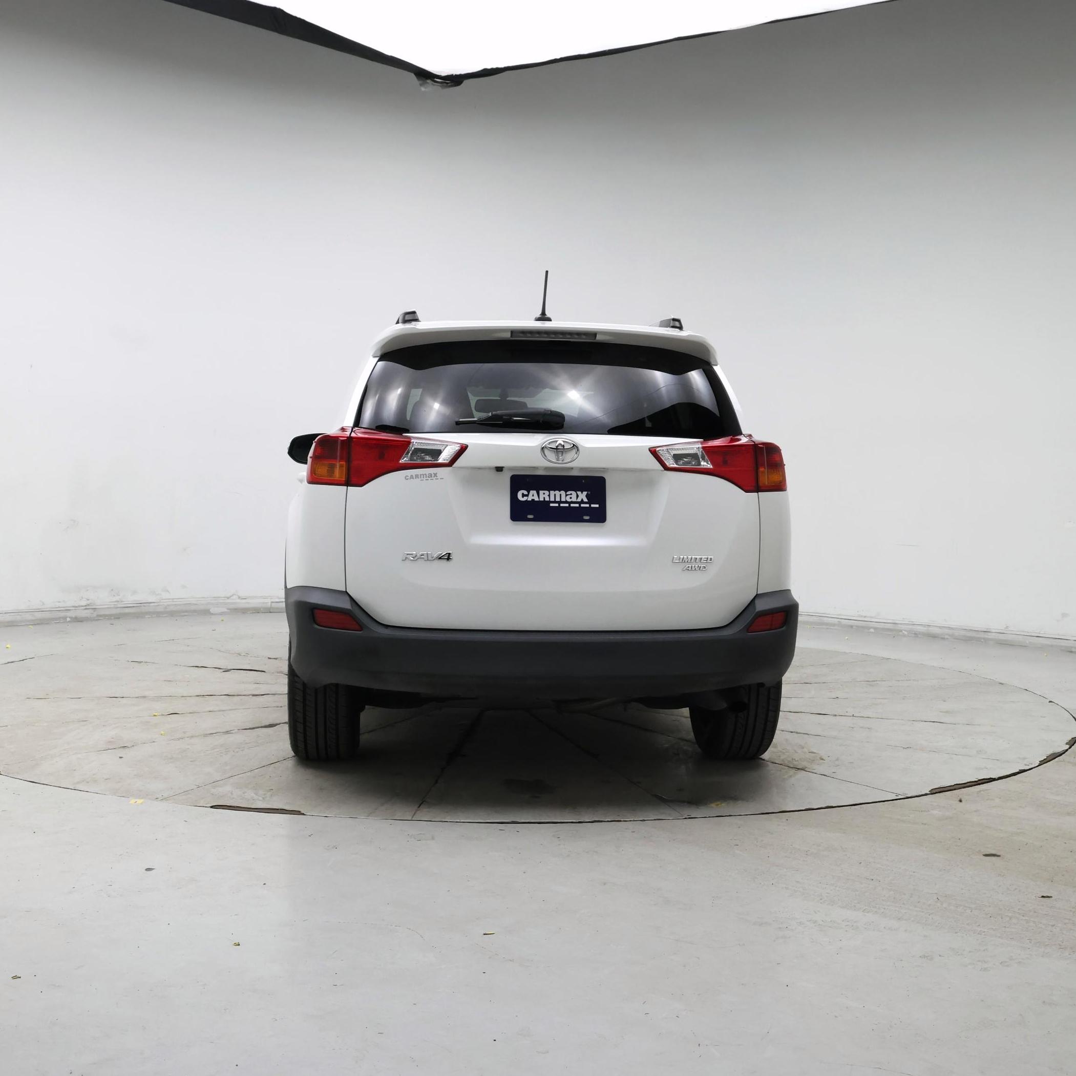 Thumbnail: 2015 Toyota RAV4 - 6