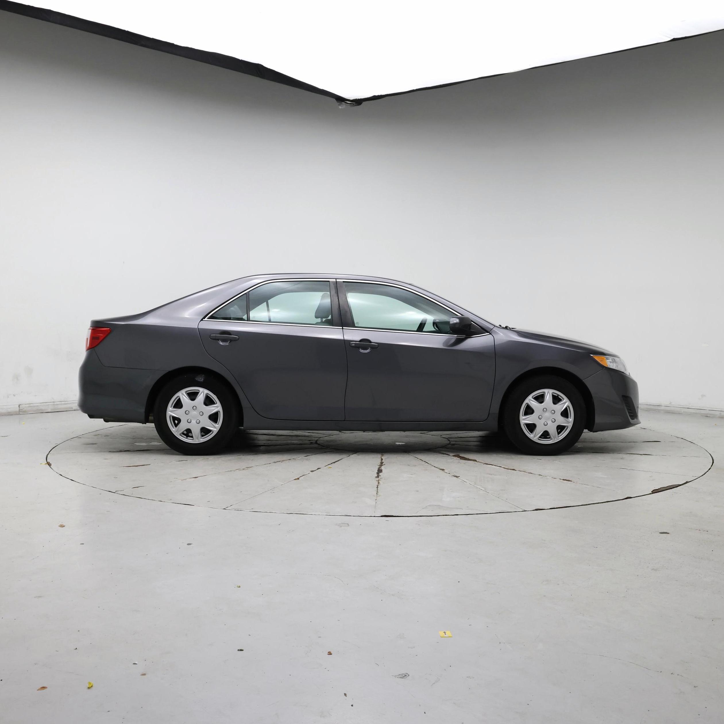 Thumbnail: 2014 Toyota Camry - 7