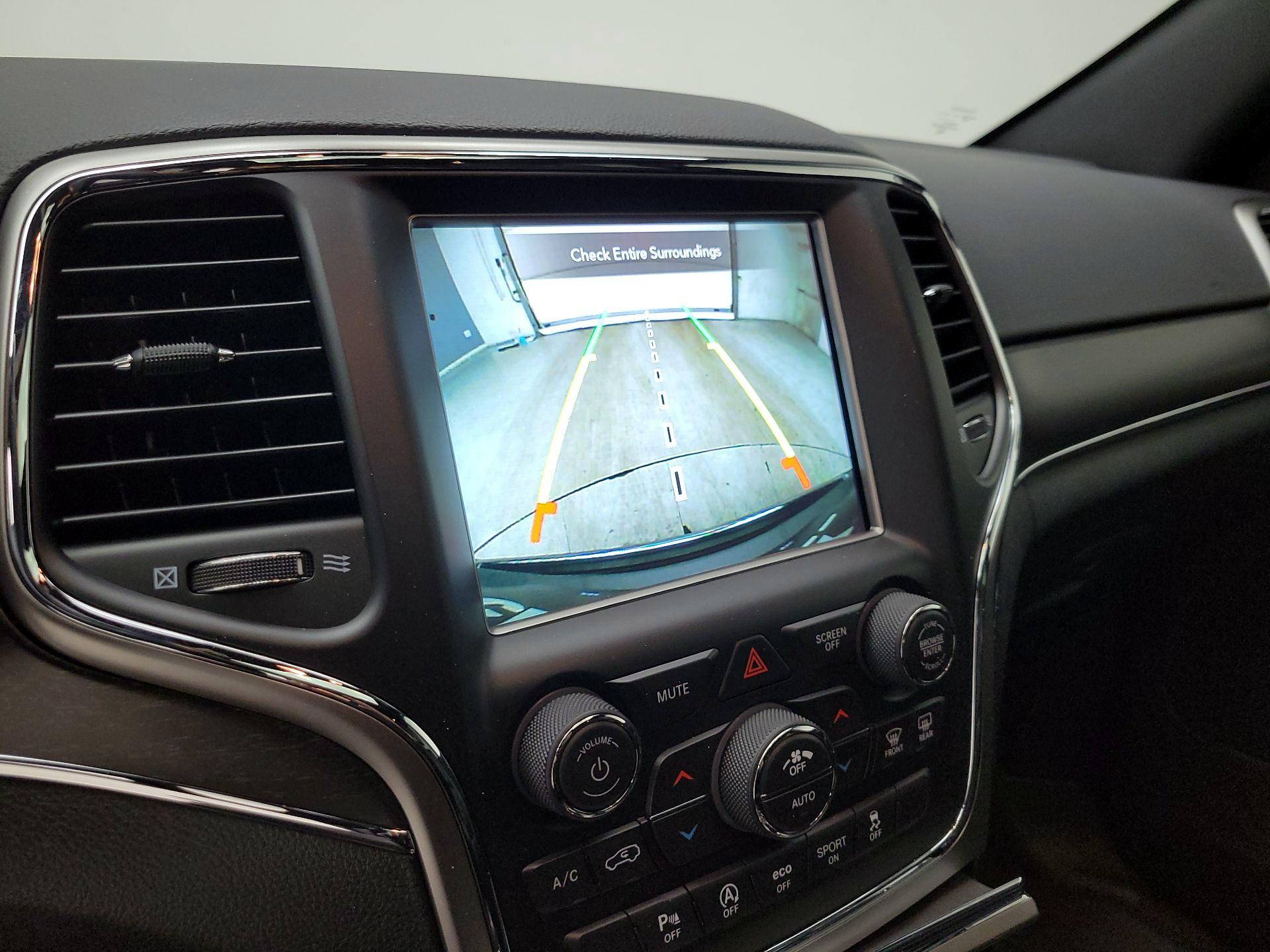 Thumbnail: 2018 Jeep Grand Cherokee - 15