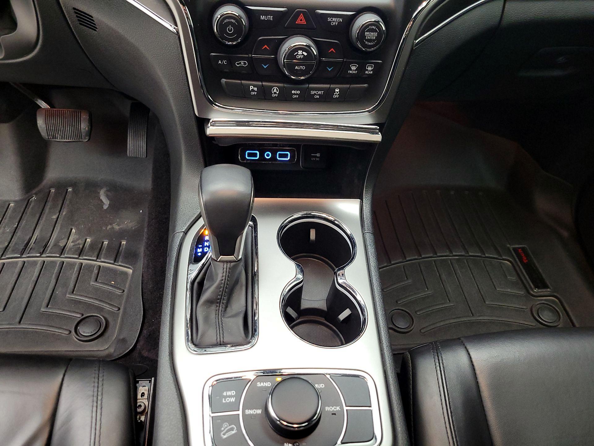 Thumbnail: 2018 Jeep Grand Cherokee - 18